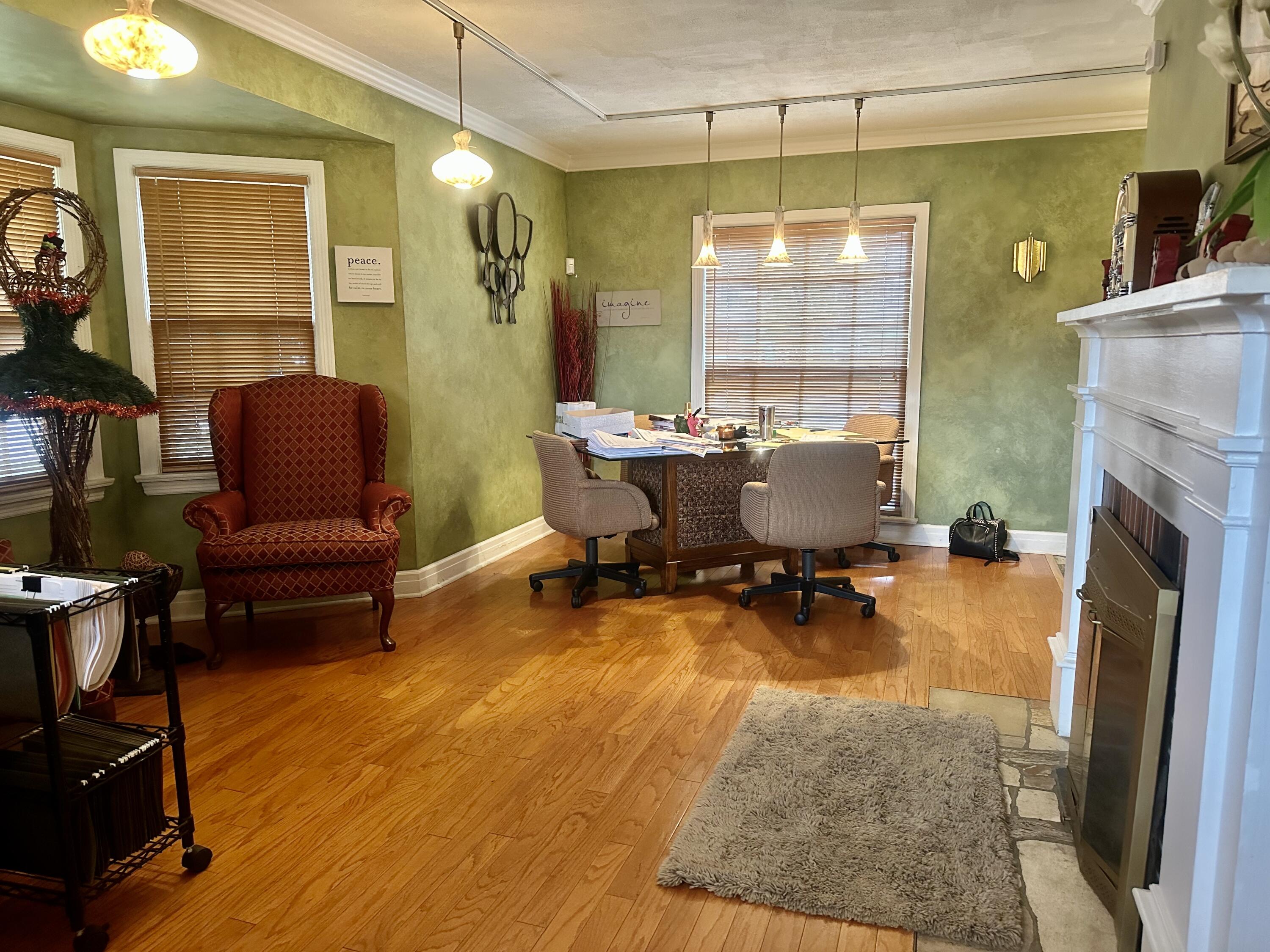 Photo 14 - Commercial Sale for sale – 1737 E Walnut Street  Springfield, MO