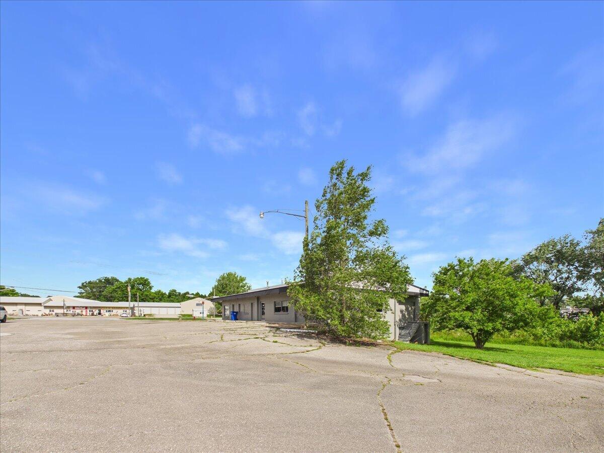 Photo 18 - Commercial Sale for sale – 114 S Dallas Street  Urbana, MO