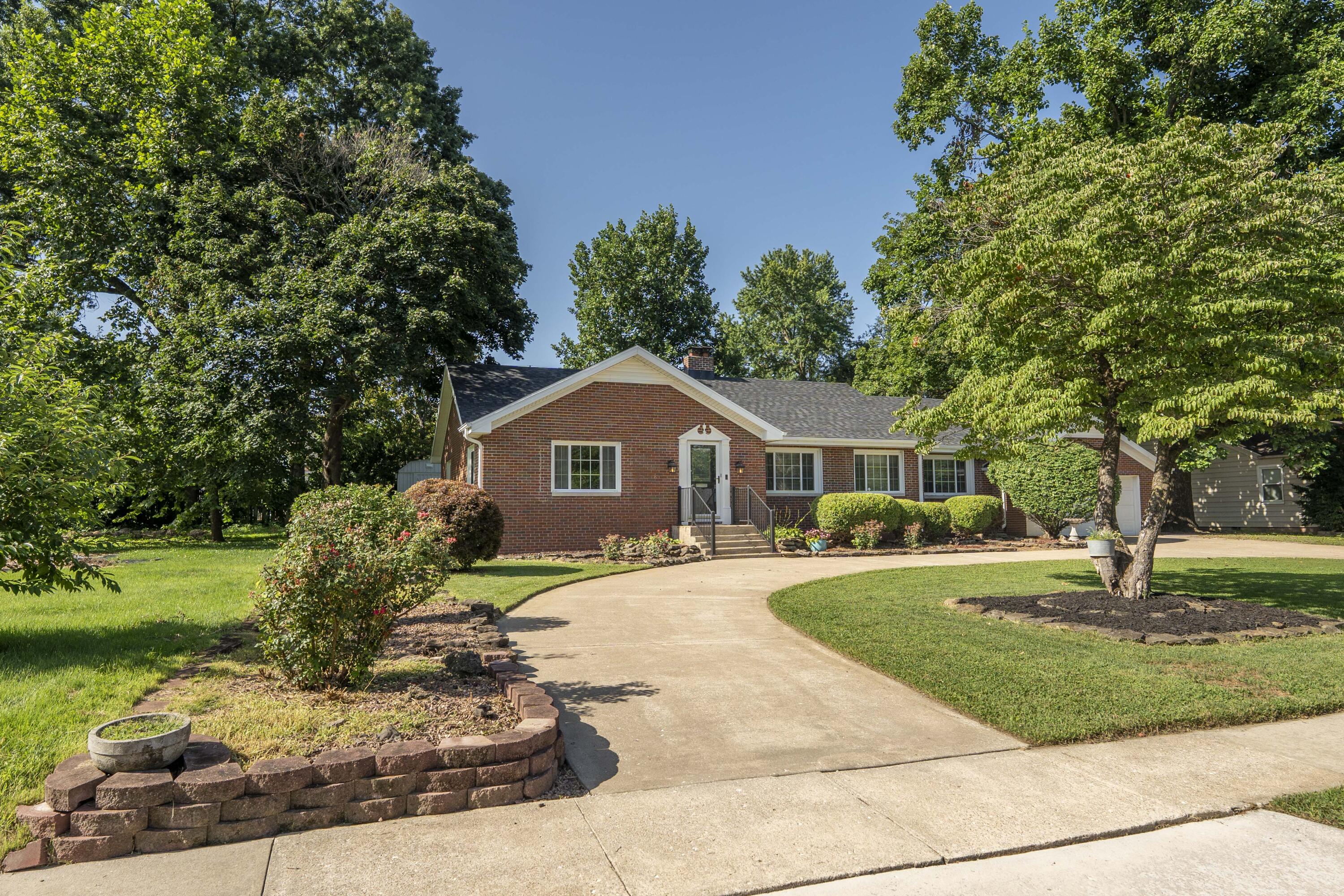 Photo 67 - Residential for sale – 718 E University Street  Springfield, MO