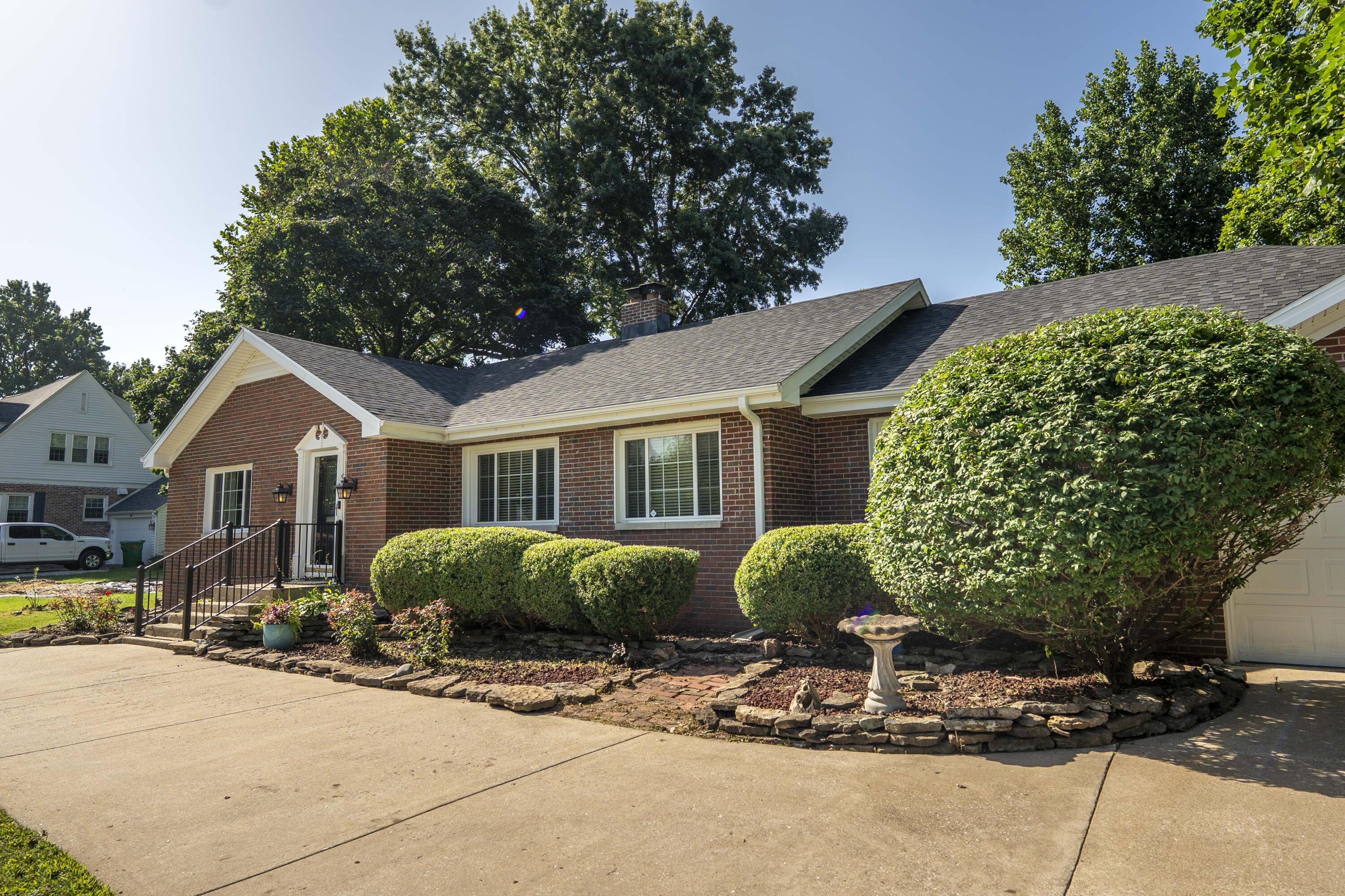 Photo 66 - Residential for sale – 718 E University Street  Springfield, MO