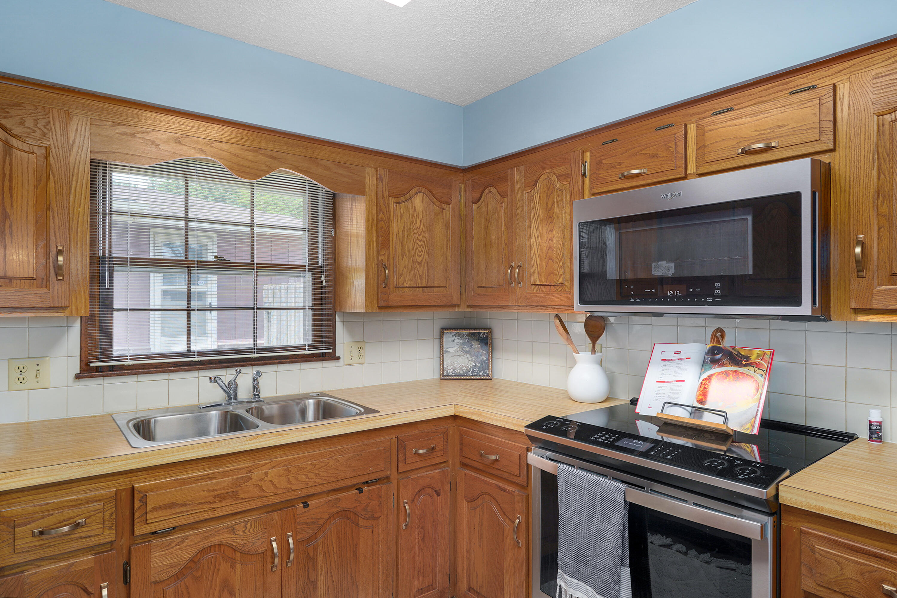 Photo 14 - Residential for sale – 2841 E Normandy Street  Springfield, MO