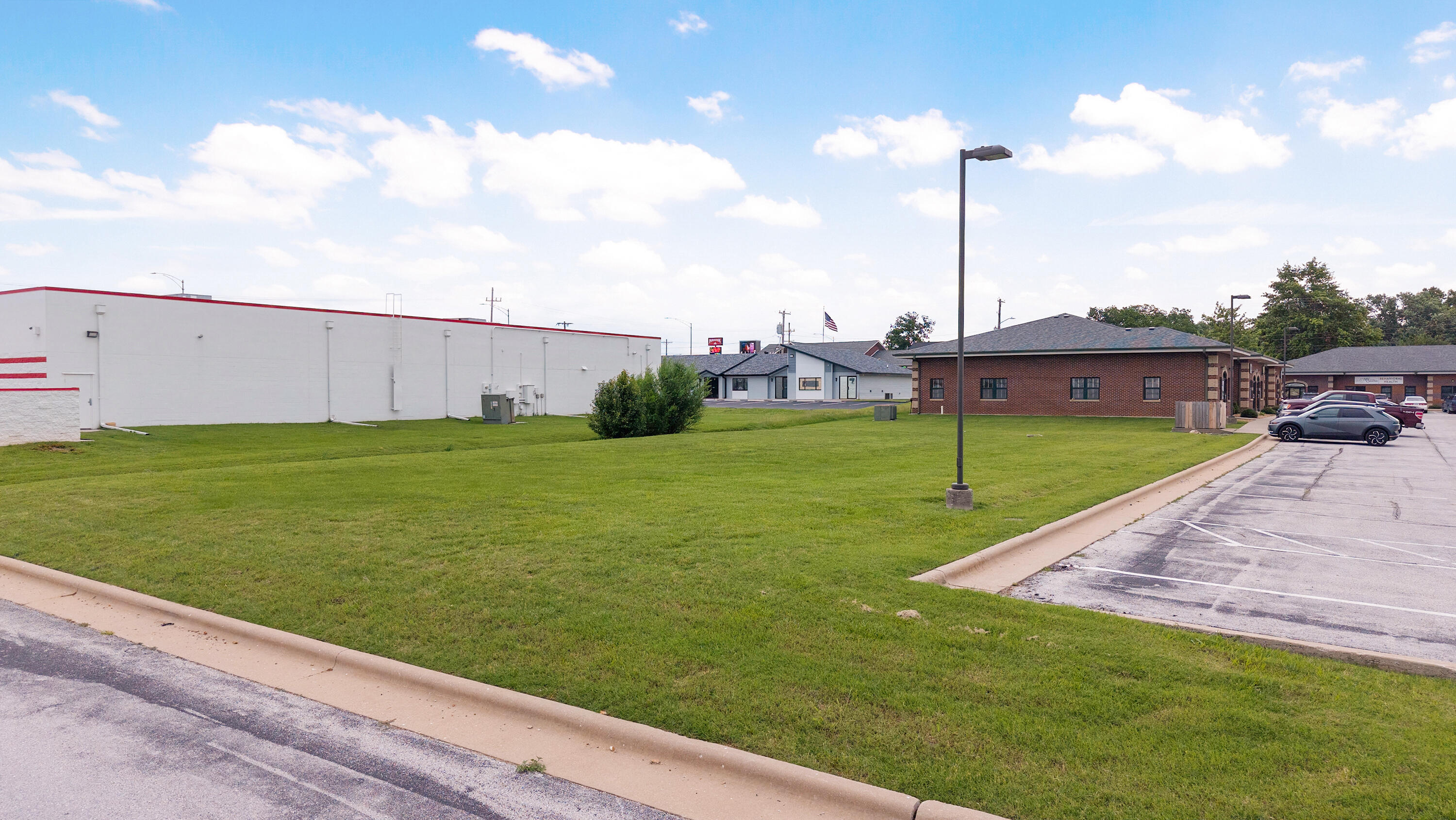 Photo 7 - Land for sale – 3019 S Fort Avenue  Springfield, MO
