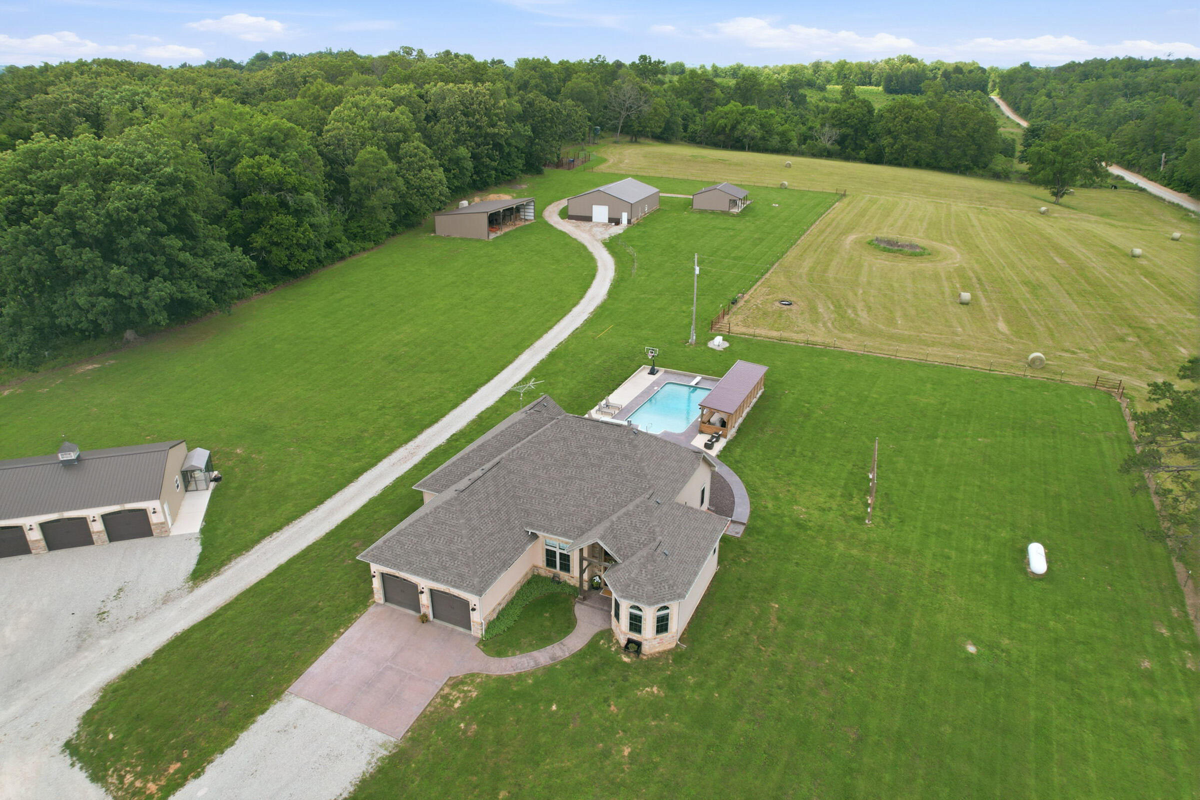 Photo 3 - Farm for sale – 833  State Route Am   Cabool, MO