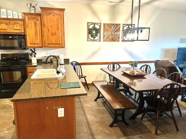 Photo 9 - Residential for sale – 24  Village Trail  Branson, MO