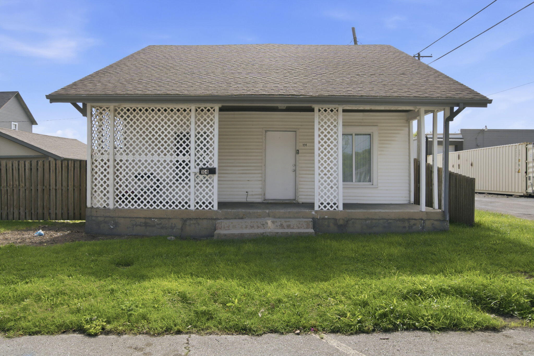 Photo 5 - Residential Income for sale – 36 W Olive Street  Aurora, MO