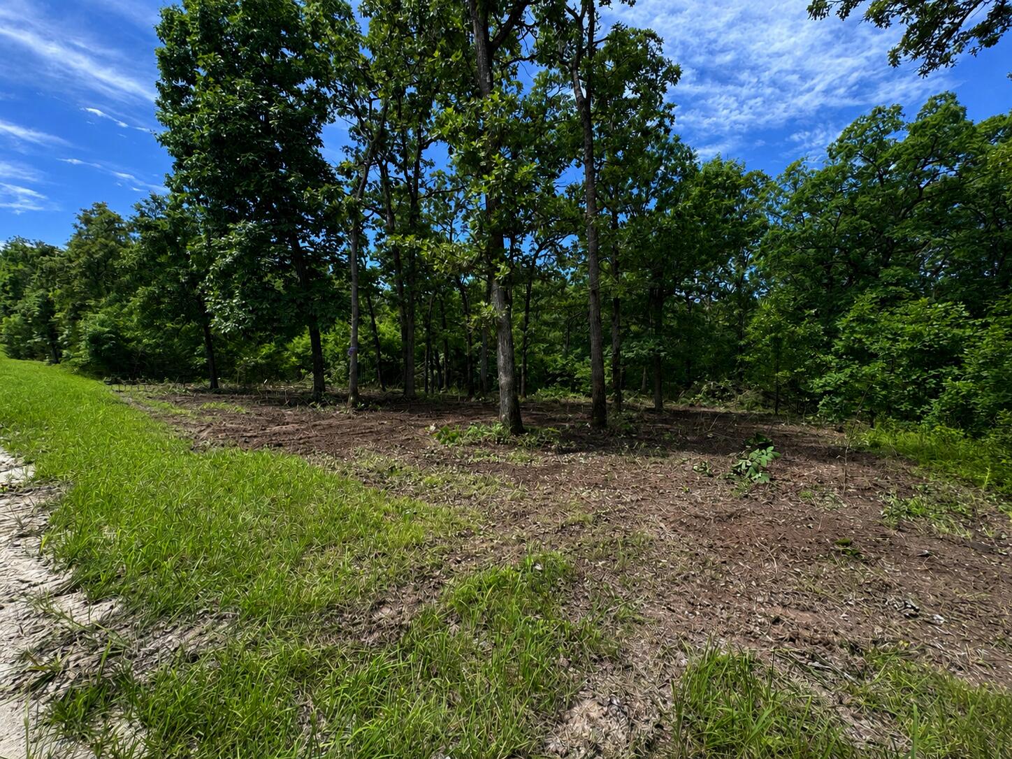 Photo 2 - Land for sale – 000  Country Place Drive  Urbana, MO