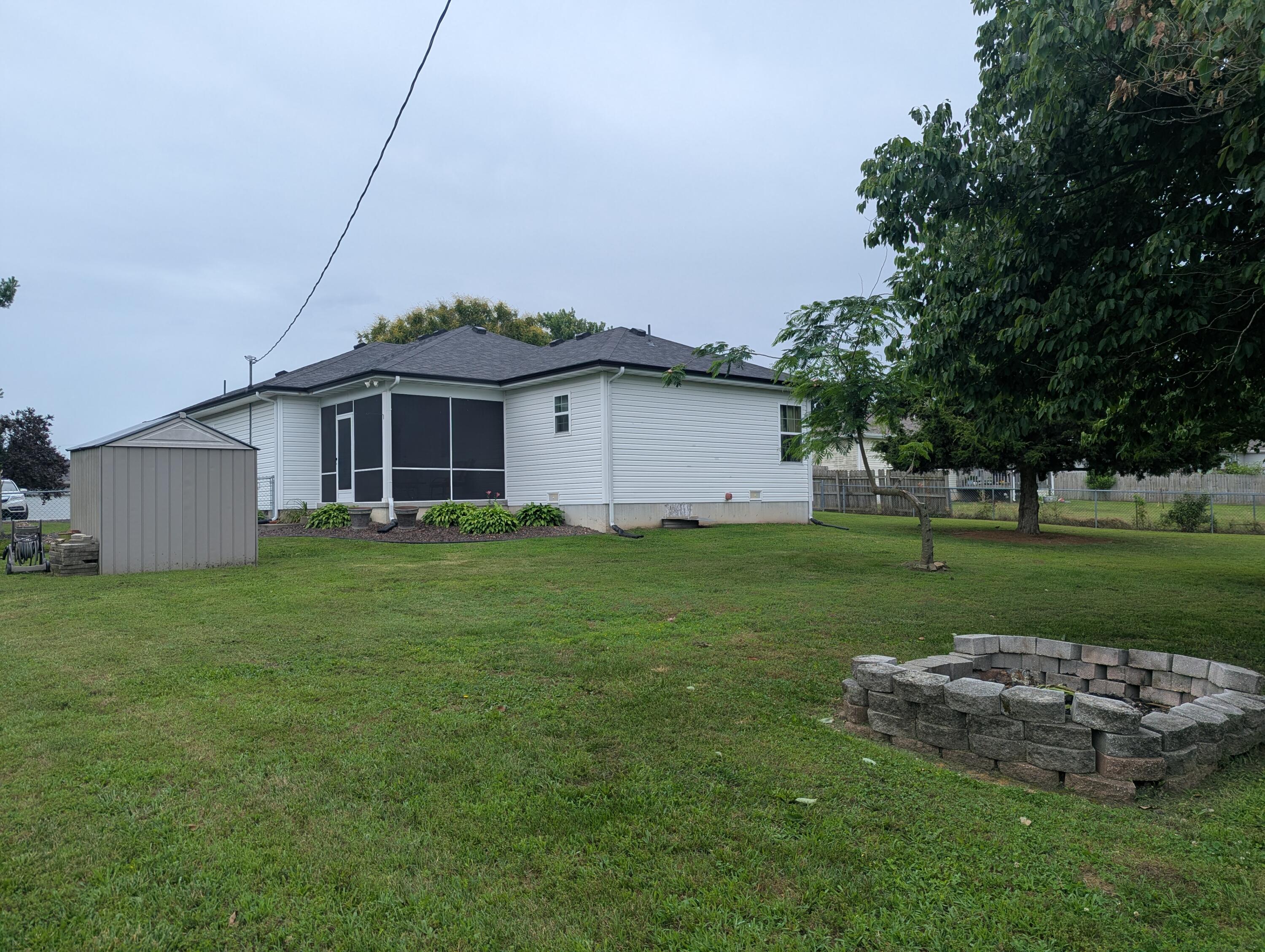 Photo 37 - Residential for sale – 671 N Russell Avenue  Bolivar, MO