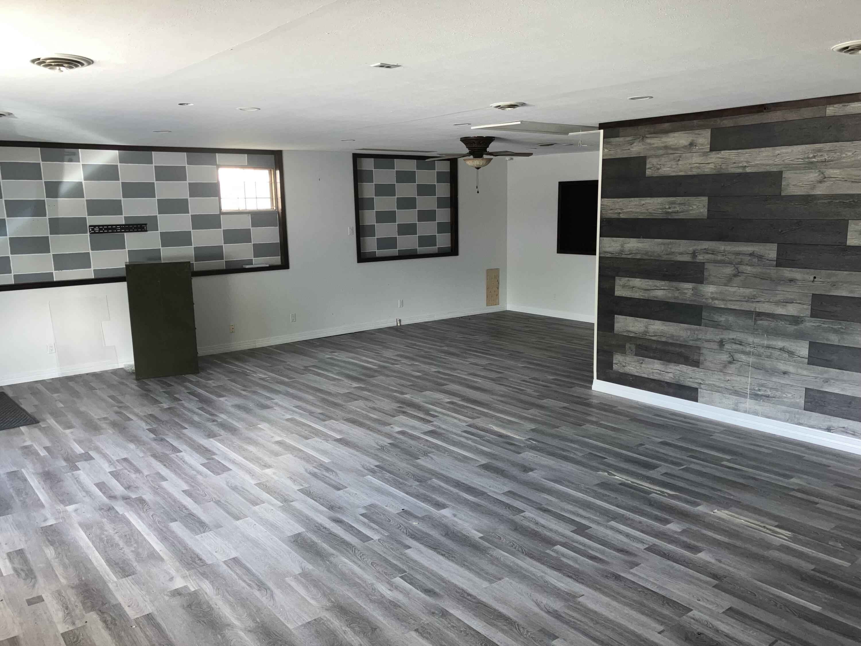Photo 4 - Commercial Sale for sale – 110 E Sloan Street  Mt Vernon, MO