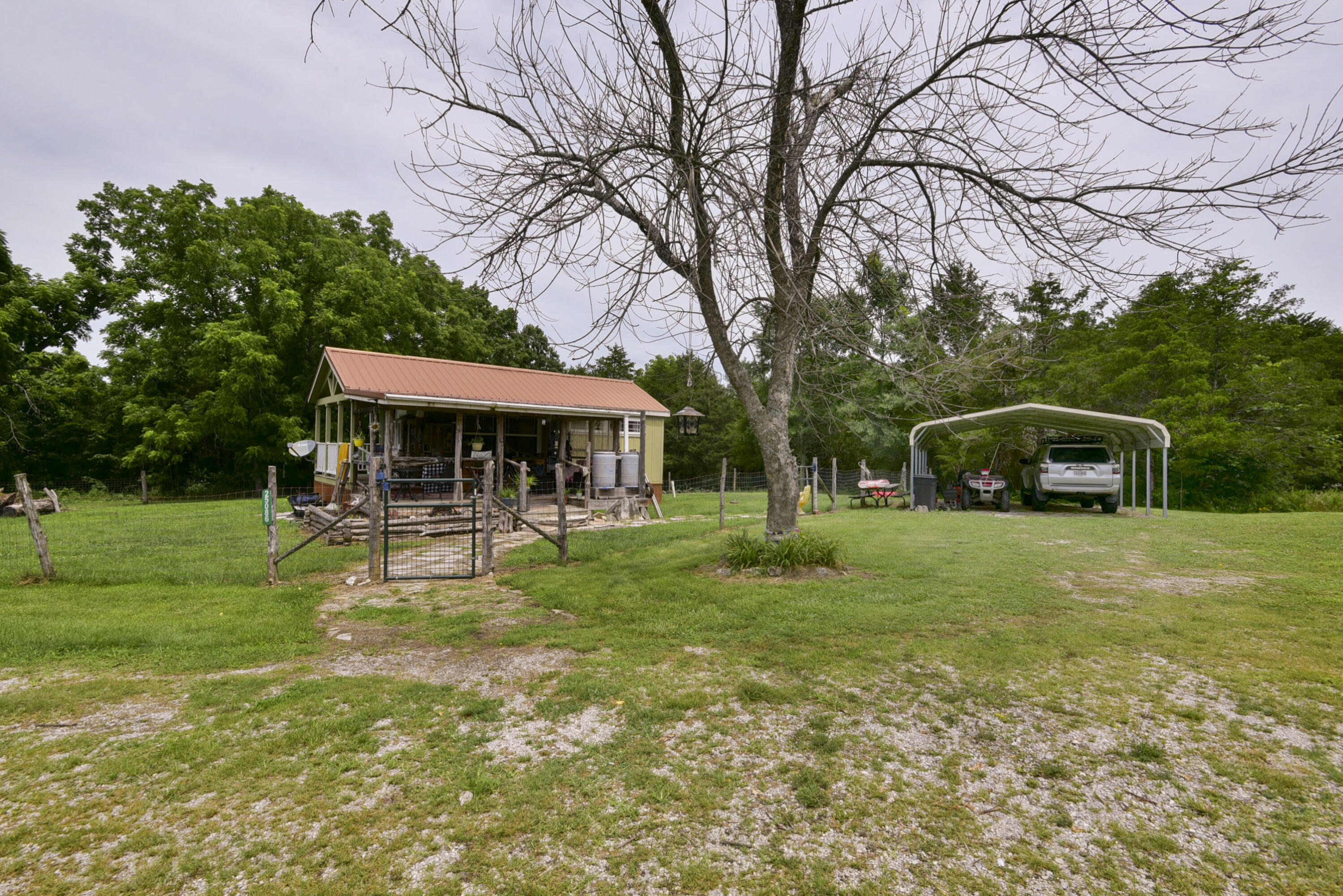 Photo 2 - Residential for sale – 25086  State Highway M   Cassville, MO