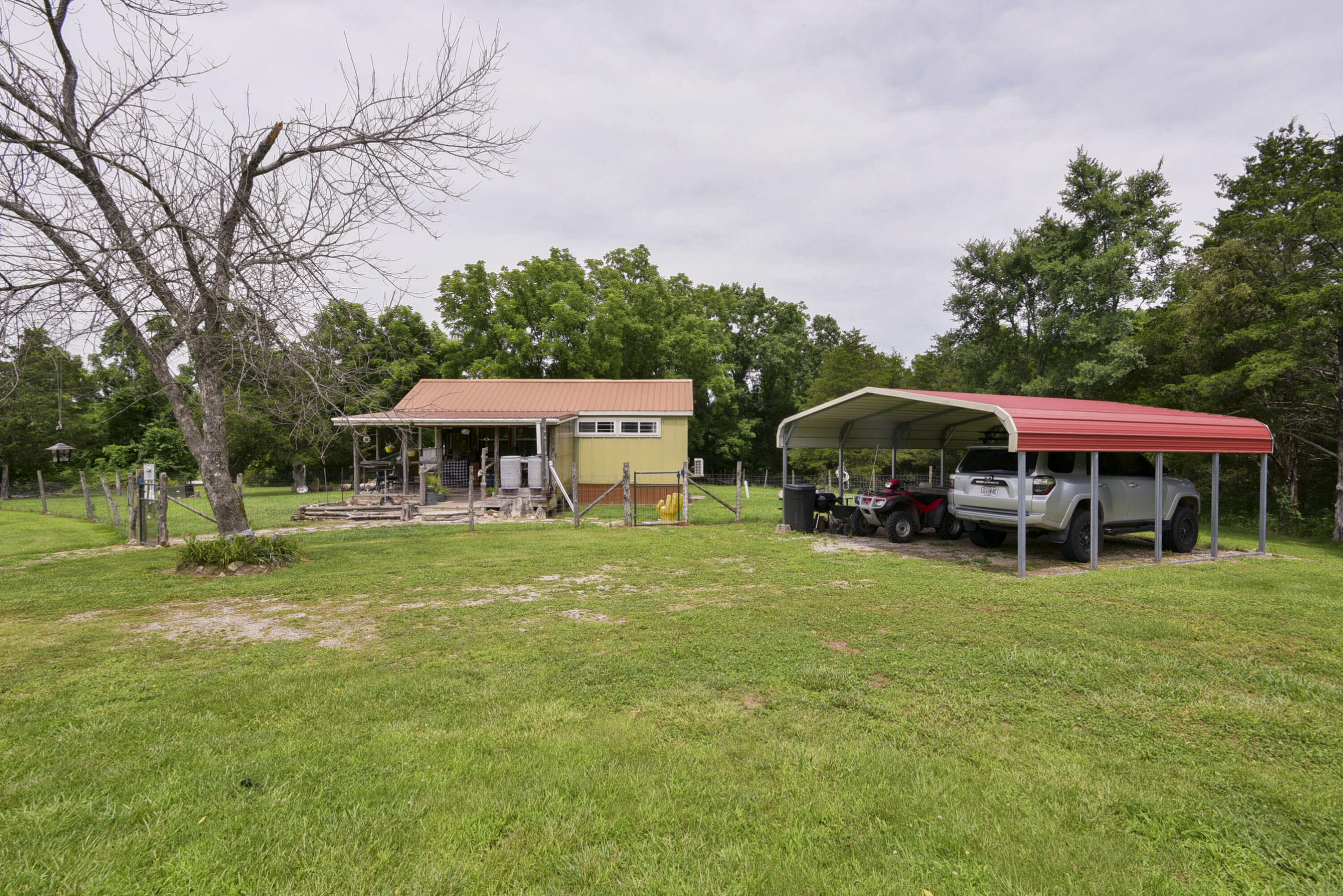 Photo 3 - Residential for sale – 25086  State Highway M   Cassville, MO