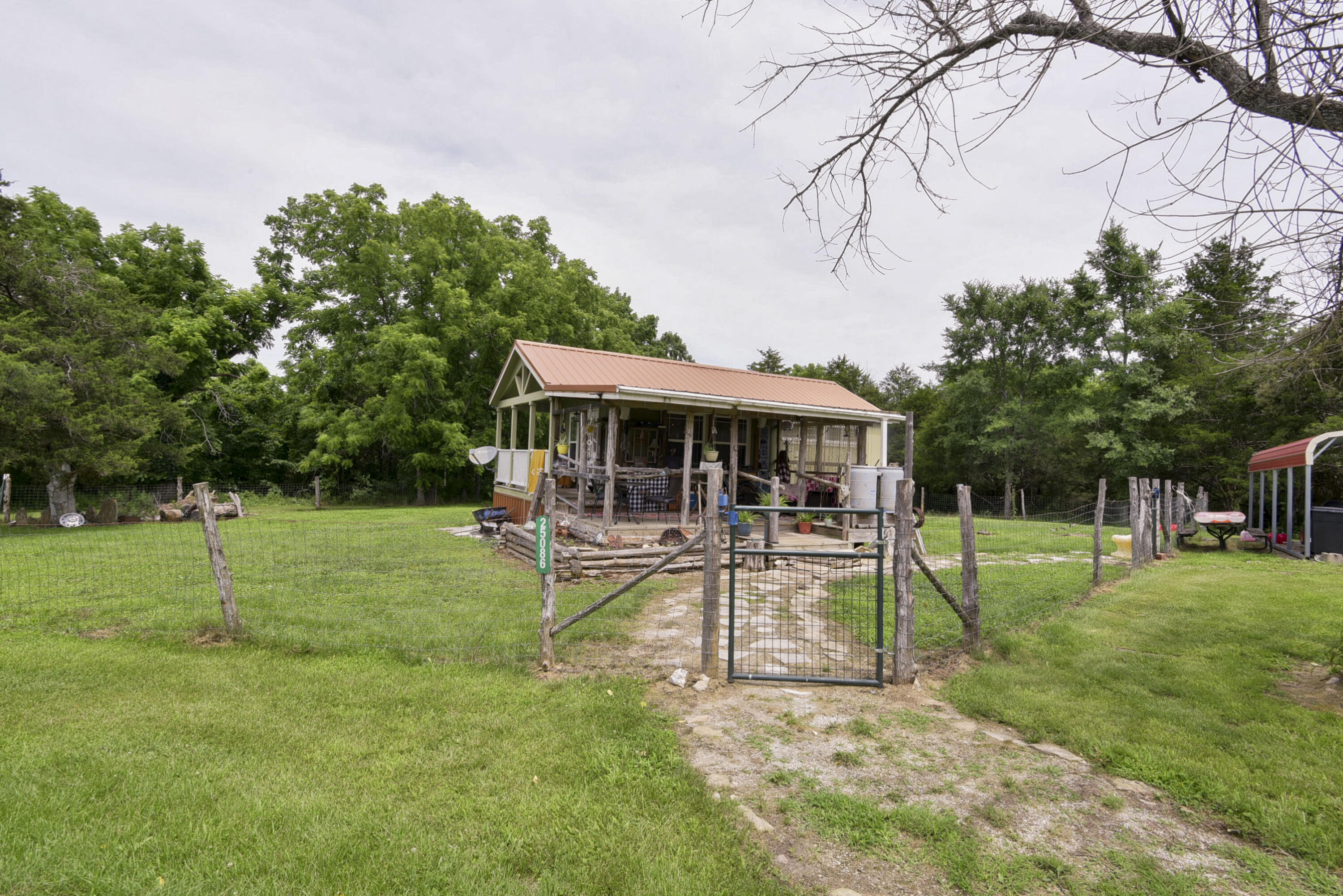 Photo 8 - Residential for sale – 25086  State Highway M   Cassville, MO