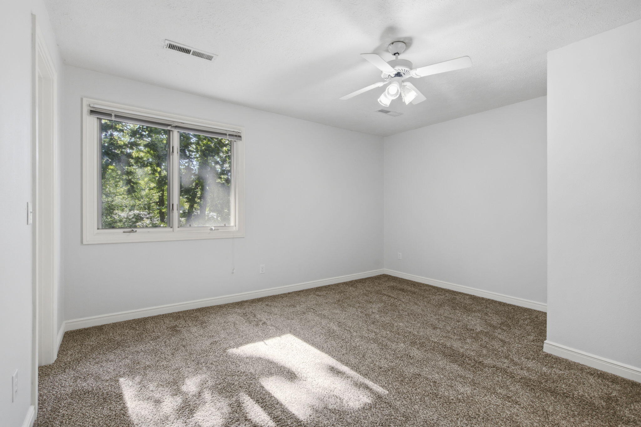 Photo 30 - Residential for sale – 1628 S Charing Road  Springfield, MO