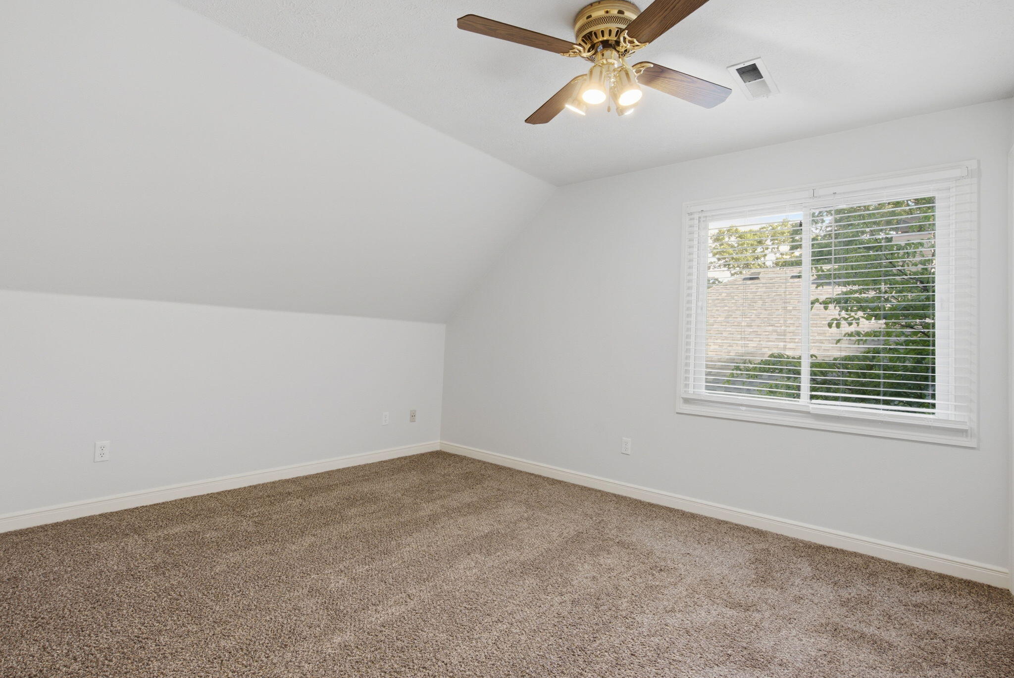 Photo 29 - Residential for sale – 1628 S Charing Road  Springfield, MO