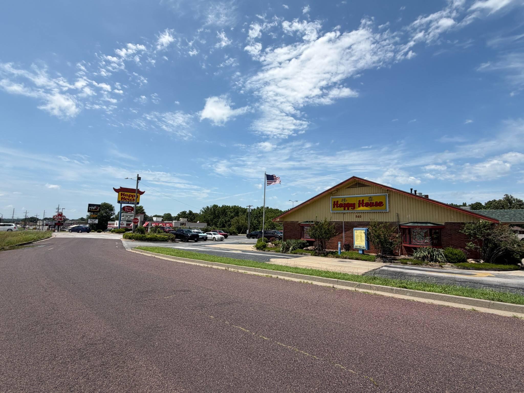 Photo 8 - Commercial Sale for sale – 840  U.S. 60   Monett, MO