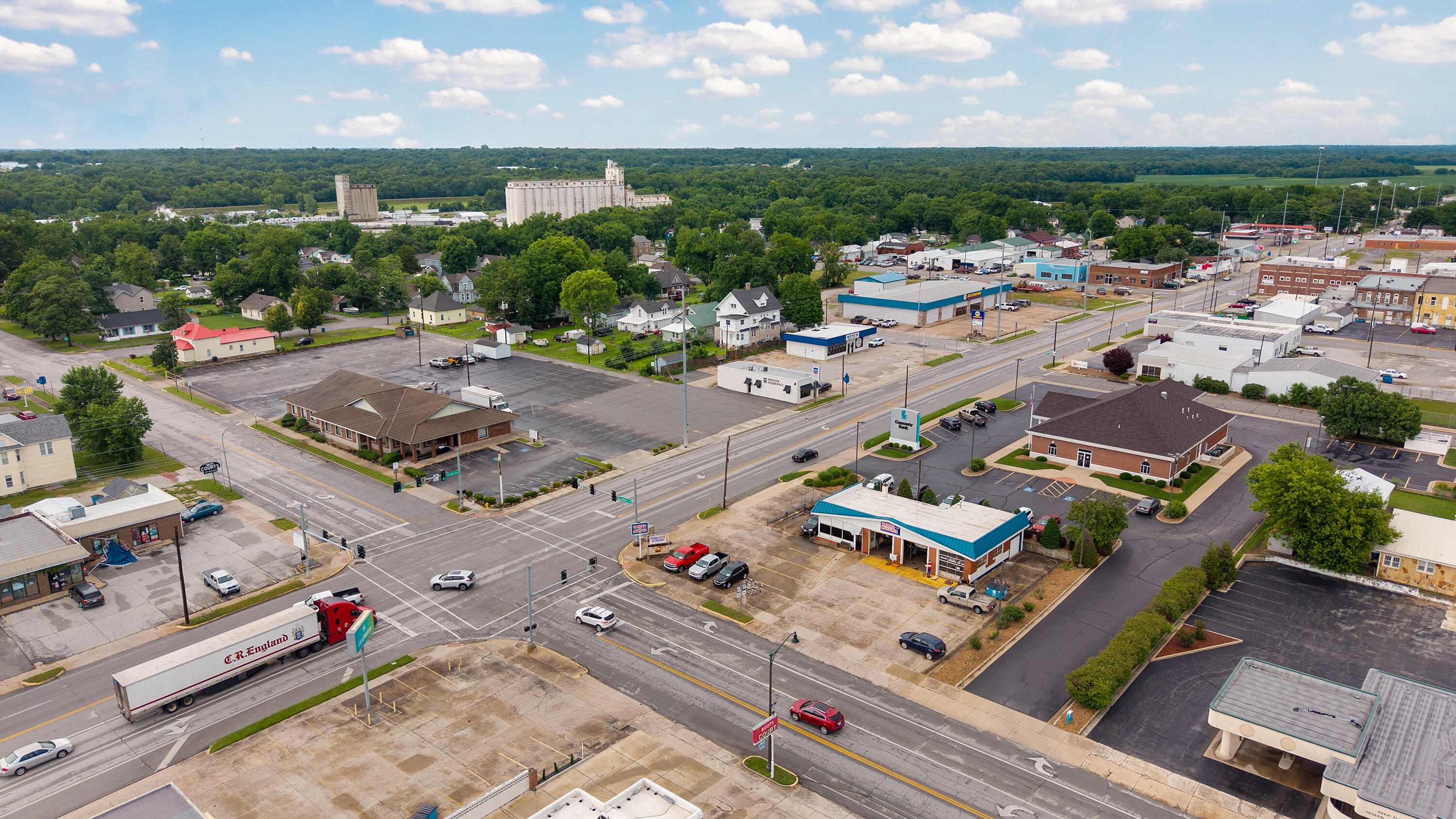 Photo 10 - Commercial Sale for sale – 328 W Central Avenue  Carthage, MO