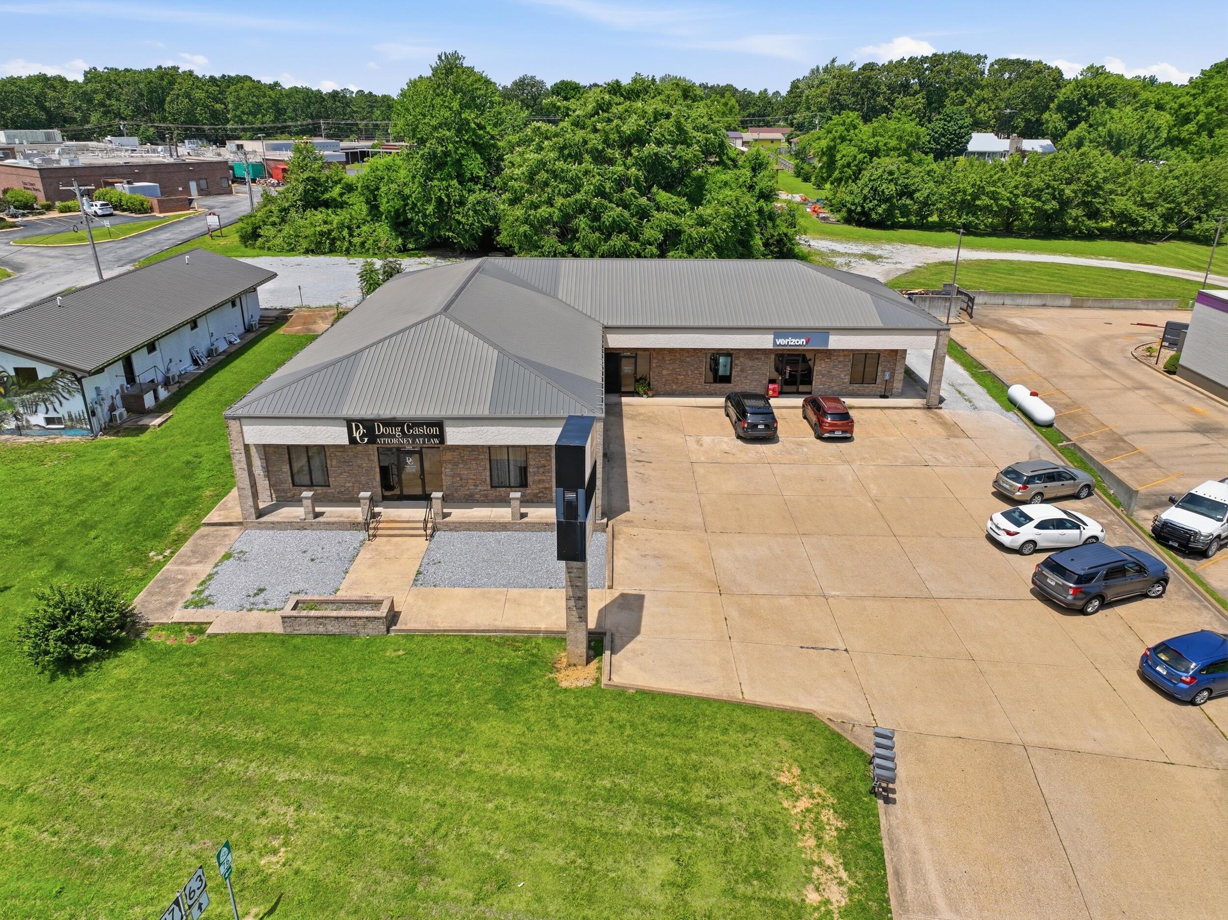Commercial Sale for sale – 1213  South Highway 63   Houston, MO