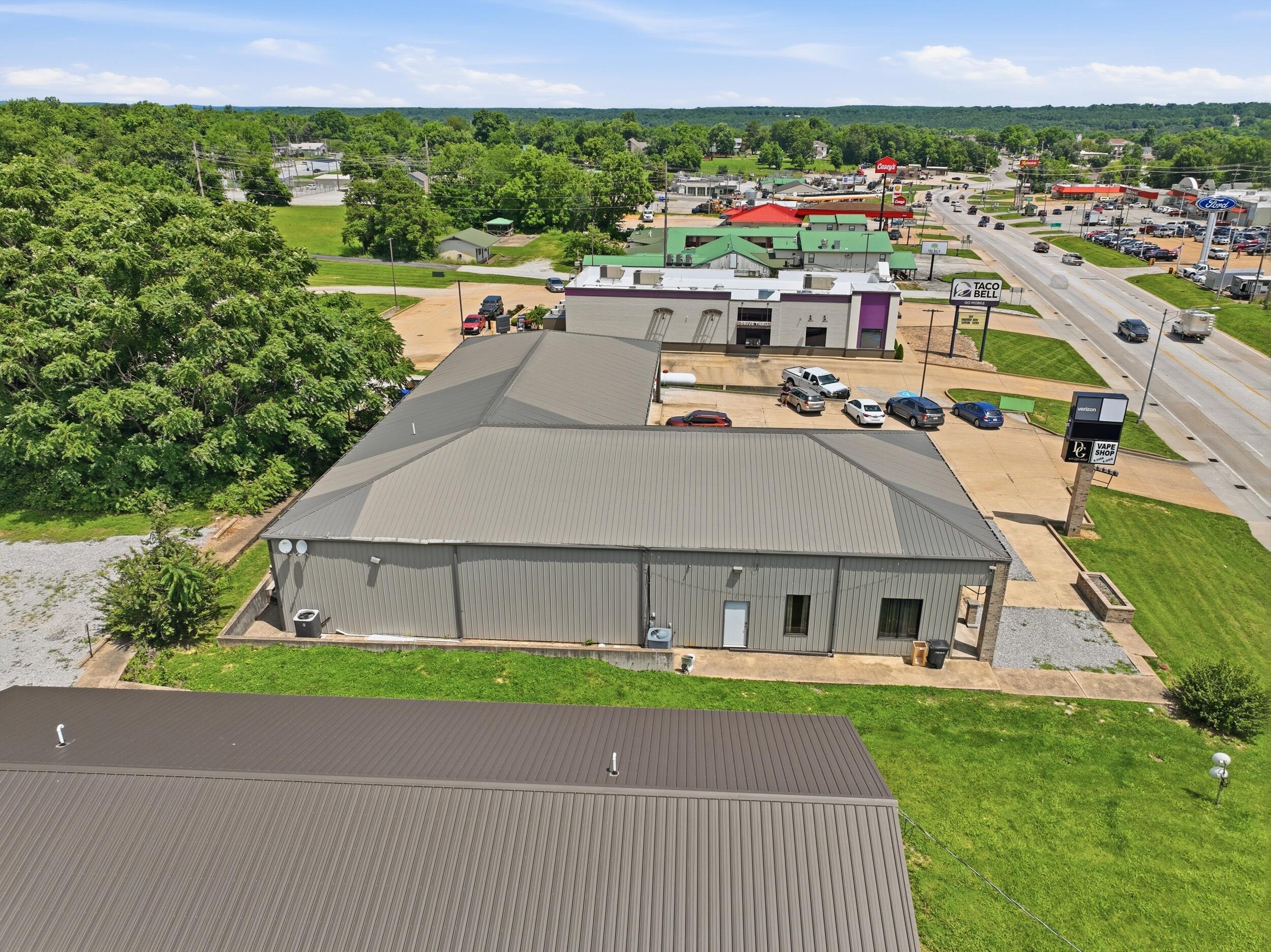 Photo 3 - Commercial Sale for sale – 1213  South Highway 63   Houston, MO