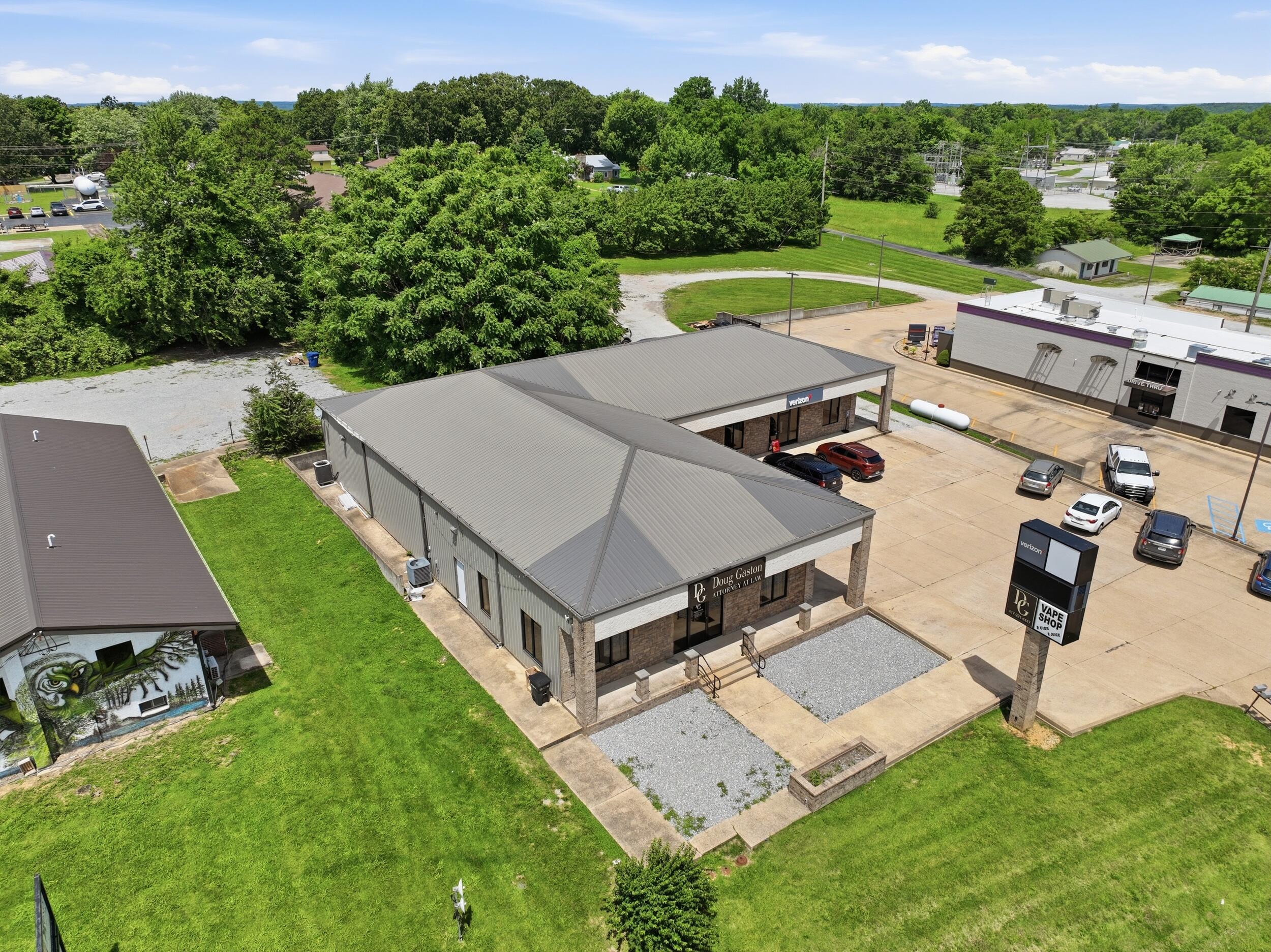 Photo 2 - Commercial Sale for sale – 1213  South Highway 63   Houston, MO