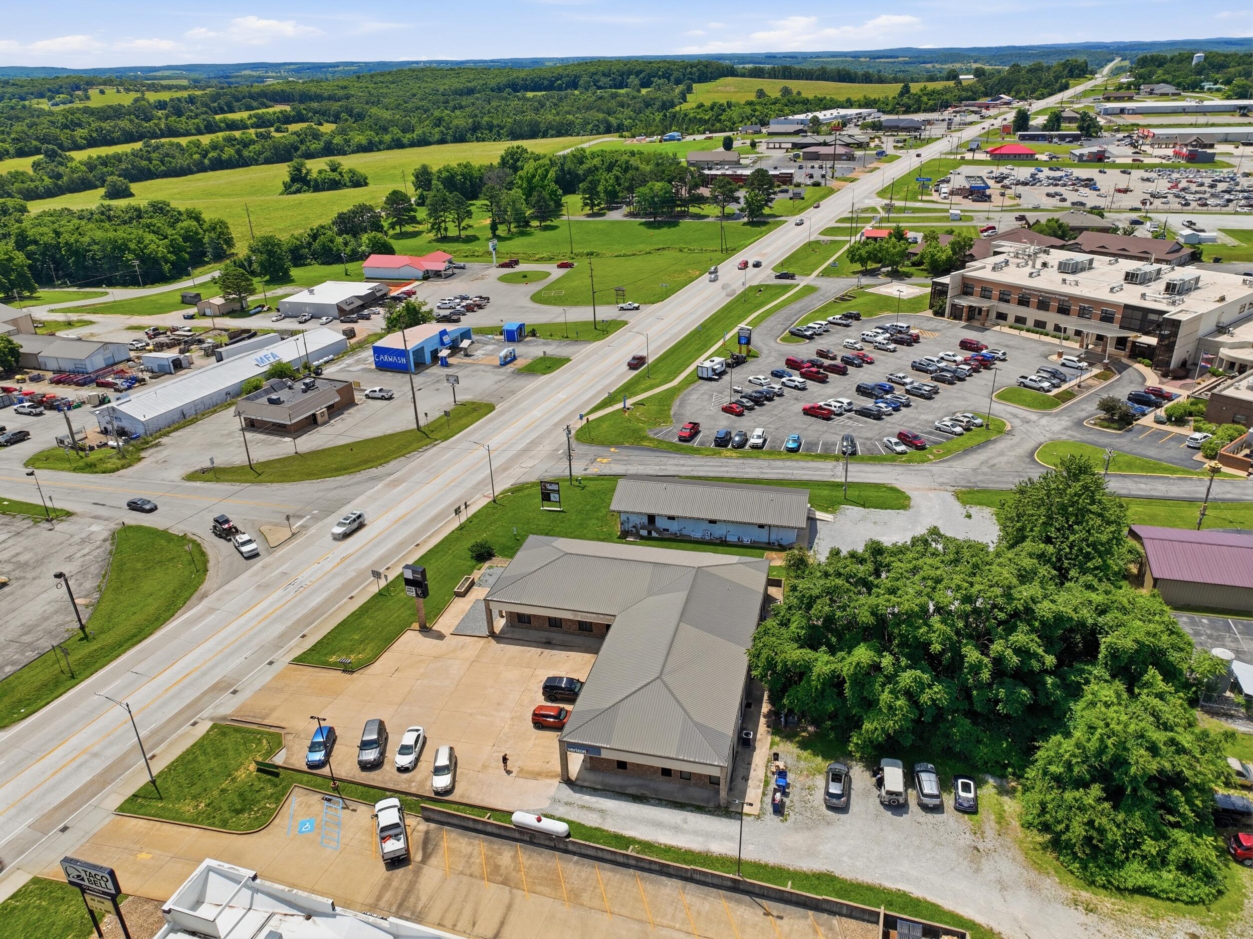 Photo 6 - Commercial Sale for sale – 1213  South Highway 63   Houston, MO