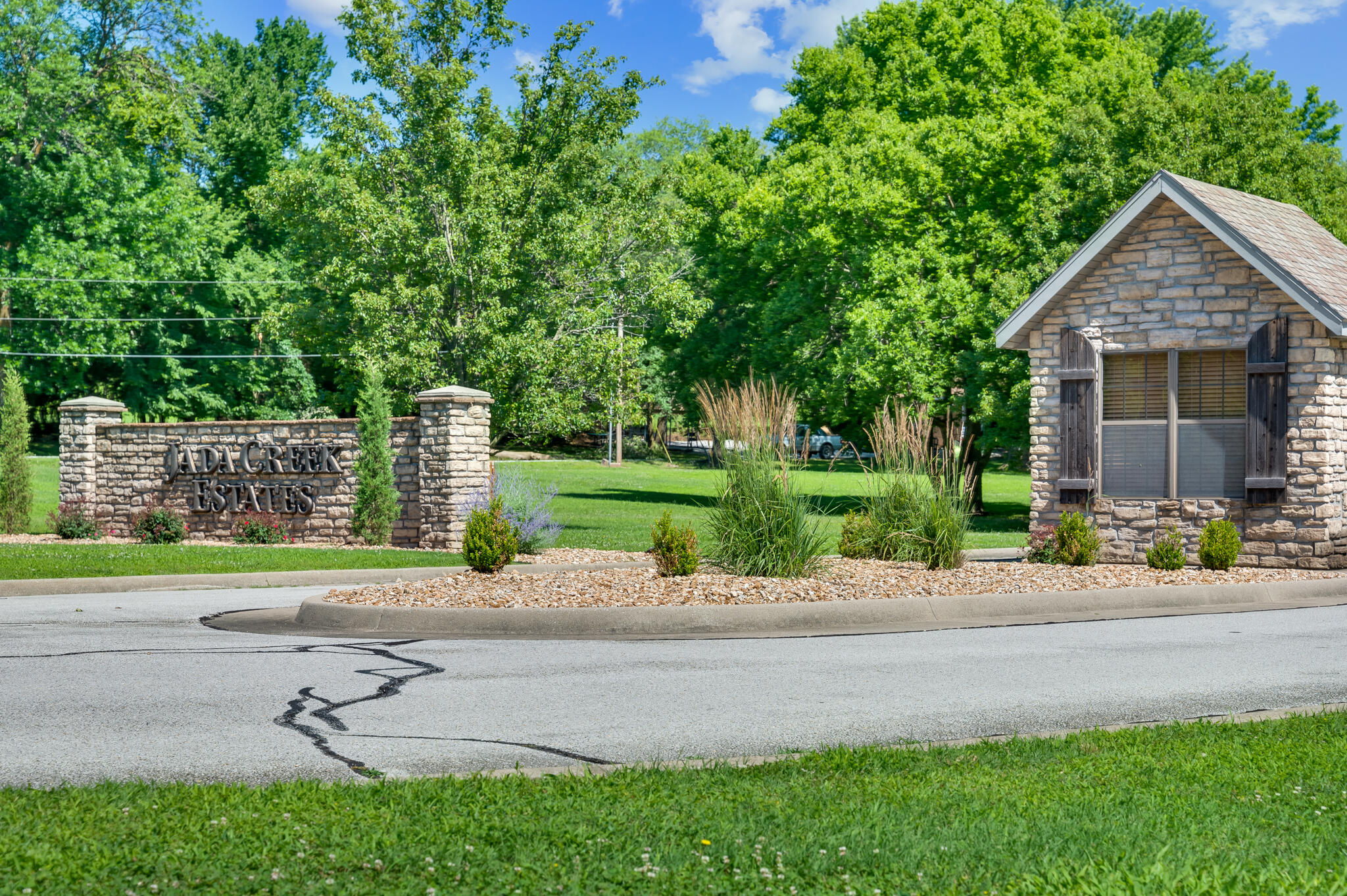 Photo 6 - Land for sale – Lot 16  Gavin Jett Parkway  Webb City, MO
