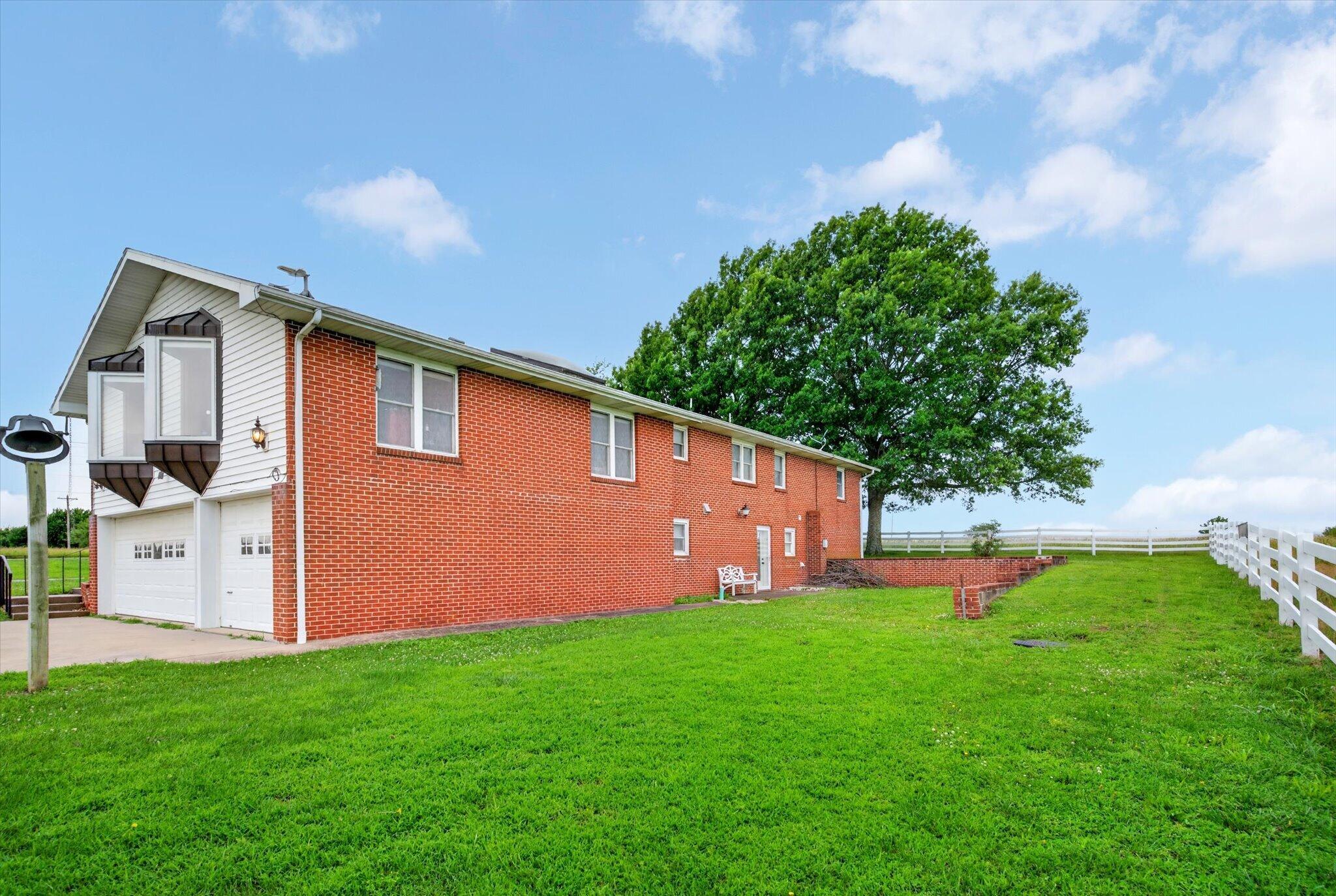 Photo 35 - Farm for sale – 13025 E Highway 32   Stockton, MO