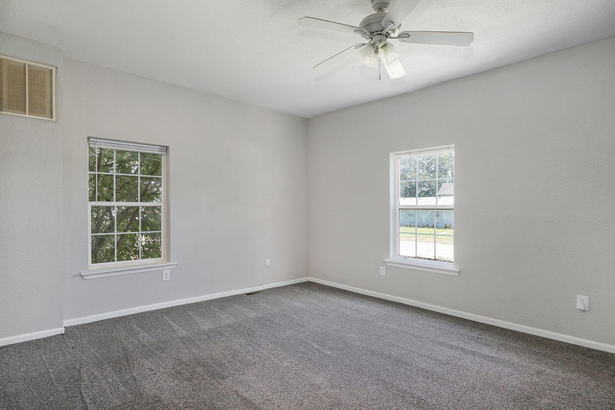 Photo 6 - Residential for sale – 615 W Atlantic Street  Springfield, MO