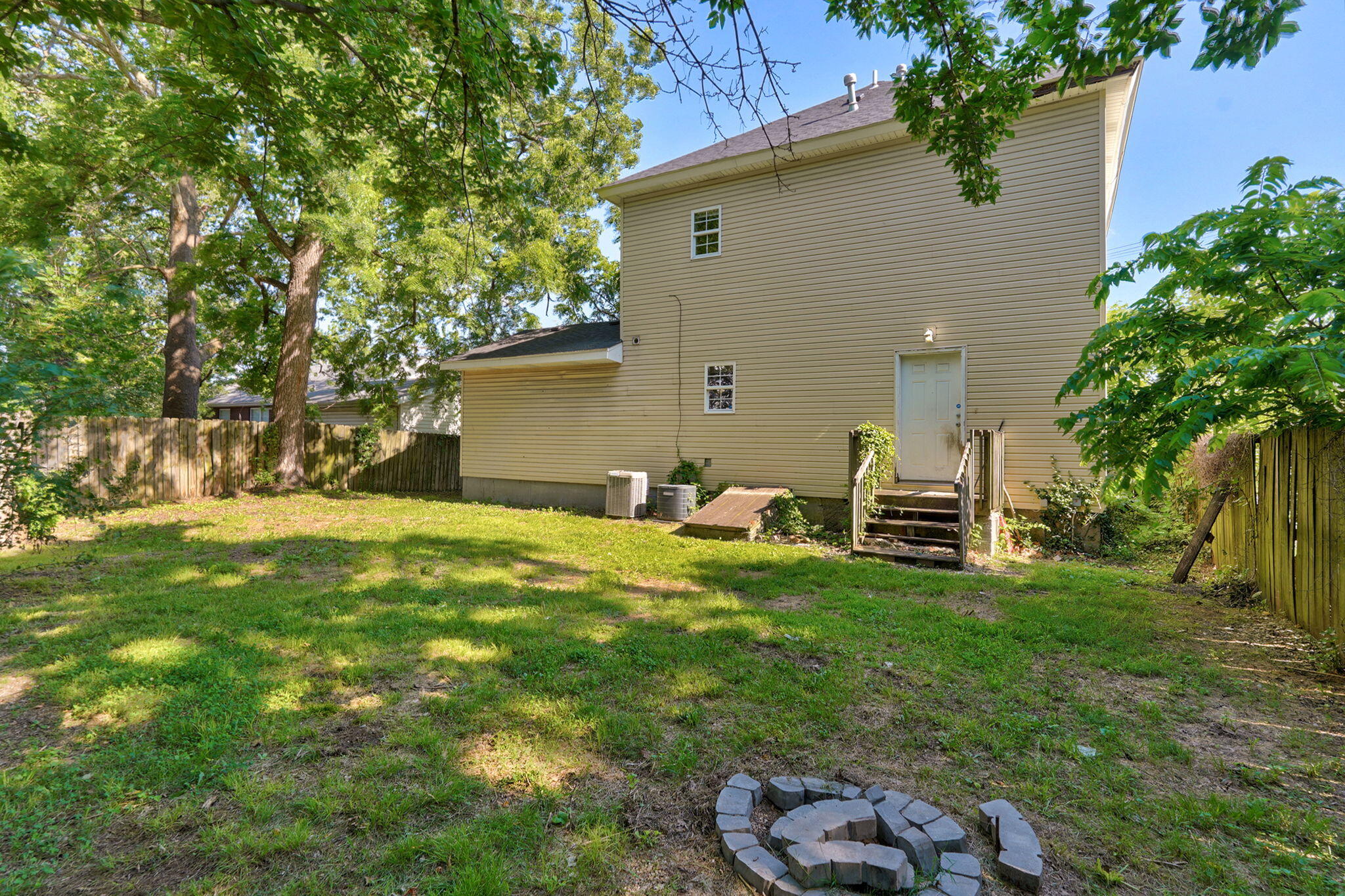 Photo 26 - Residential for sale – 615 W Atlantic Street  Springfield, MO