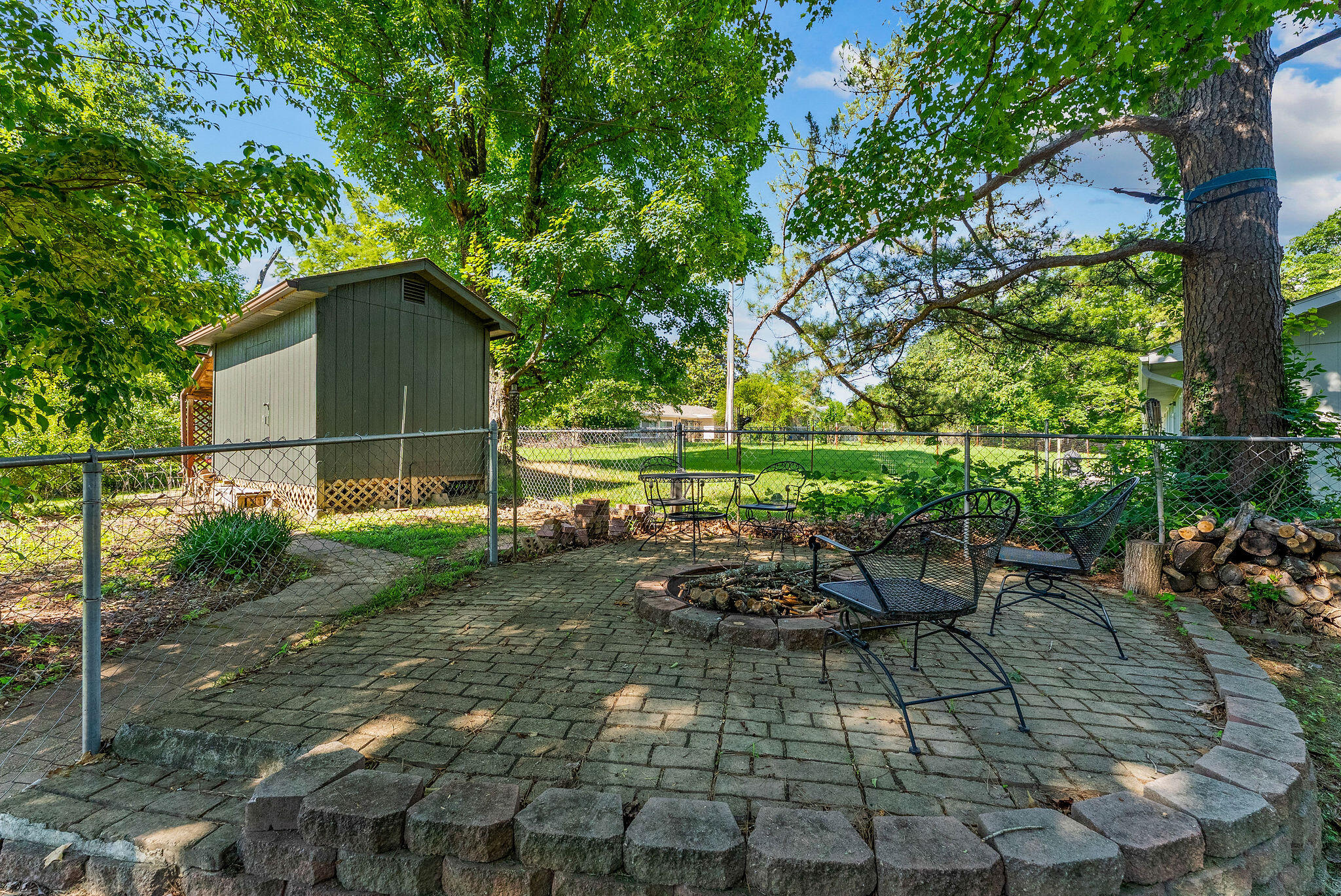 Photo 17 - Residential for sale – 910  Valley View Drive  Branson, MO
