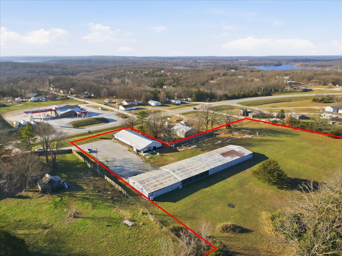 Photo 3 - Commercial Sale for sale – 22889  Mo-64   Hermitage, MO