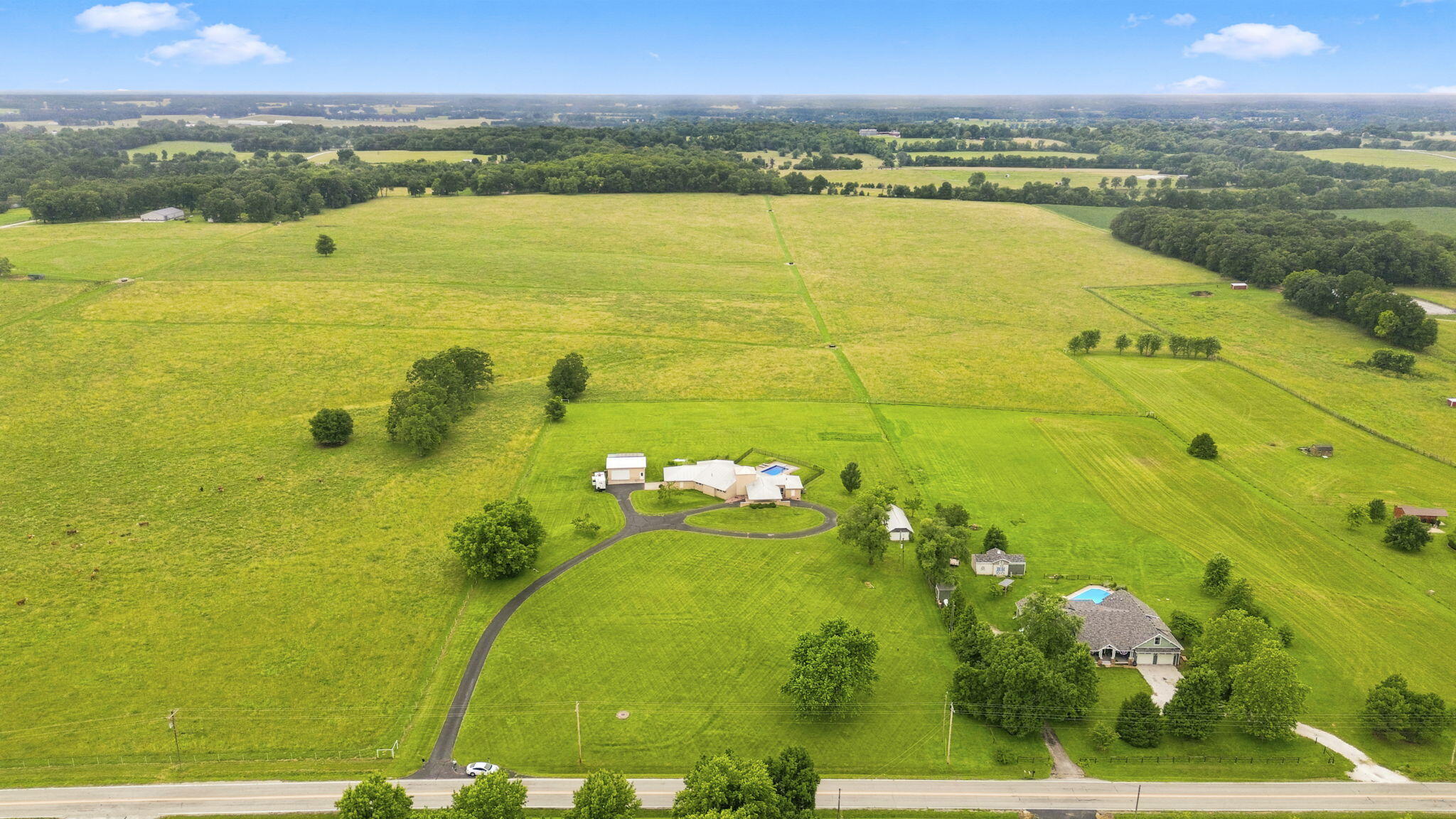 Photo 40 - Residential for sale – 7490 E Farm Road 156   Rogersville, MO
