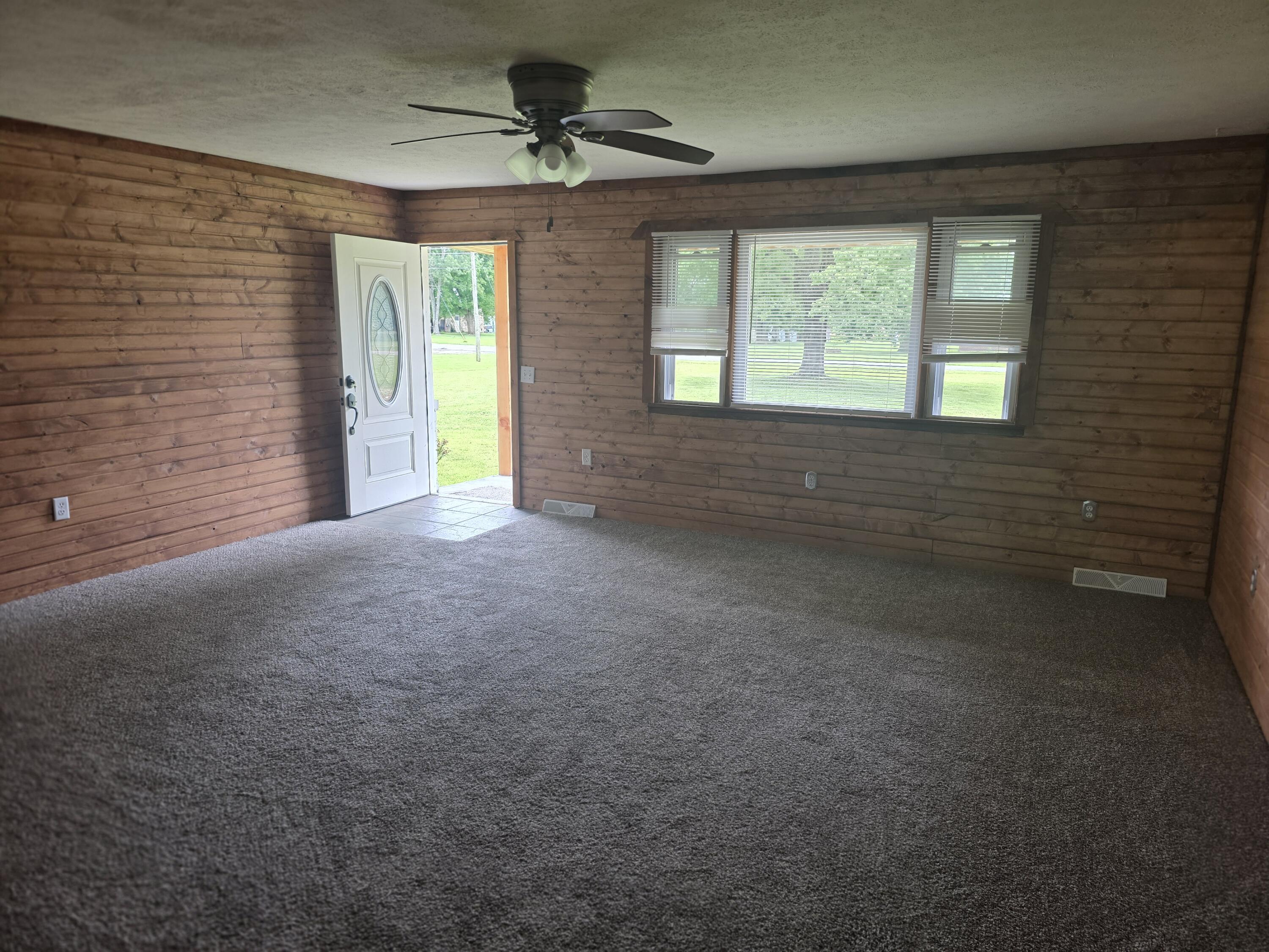 Photo 13 - Residential for sale – 1005 W Clouse Street  Mountain Grove, MO