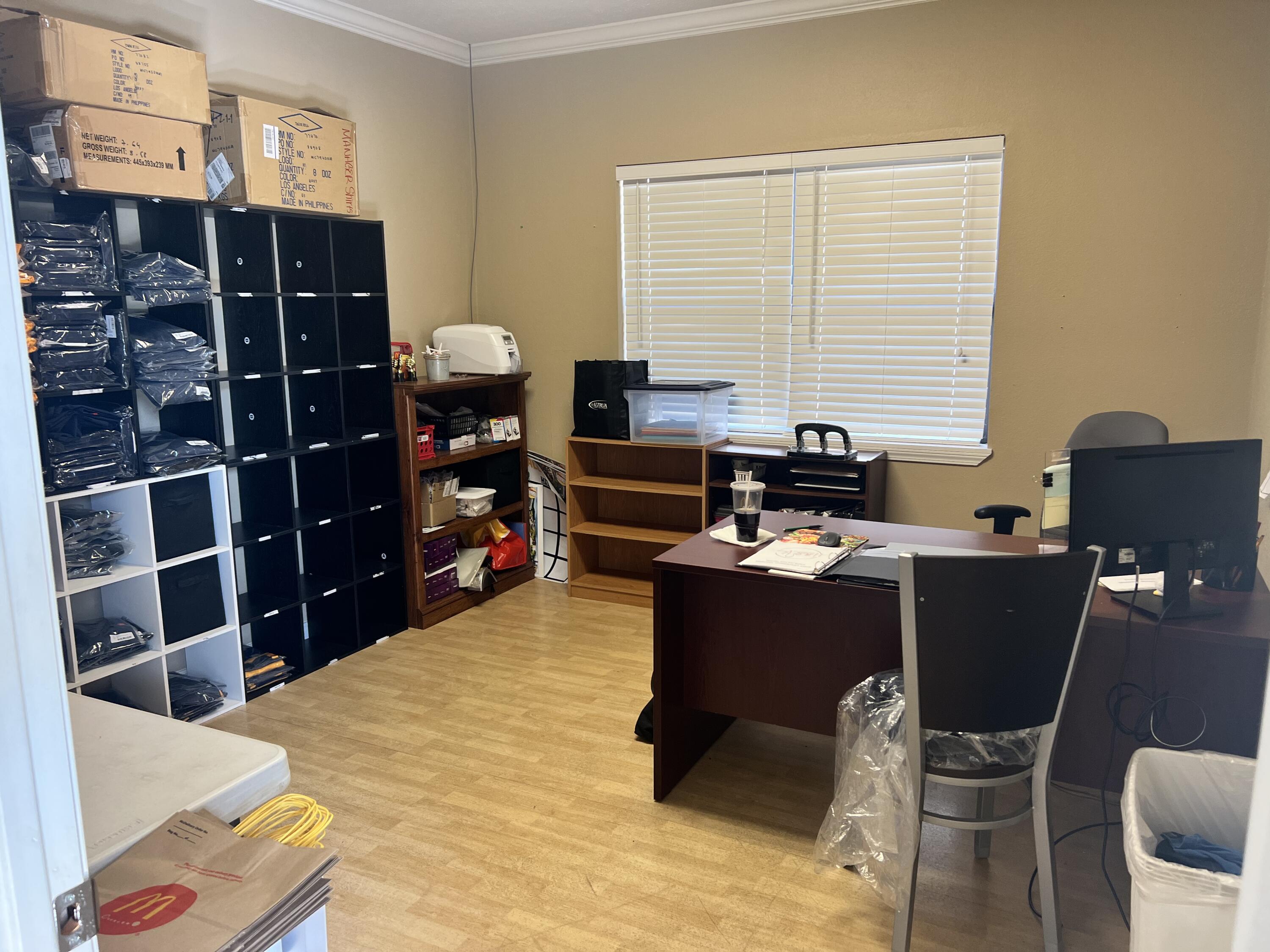 Photo 10 - Commercial Sale for sale – 2500  Independence Square   West Plains, MO