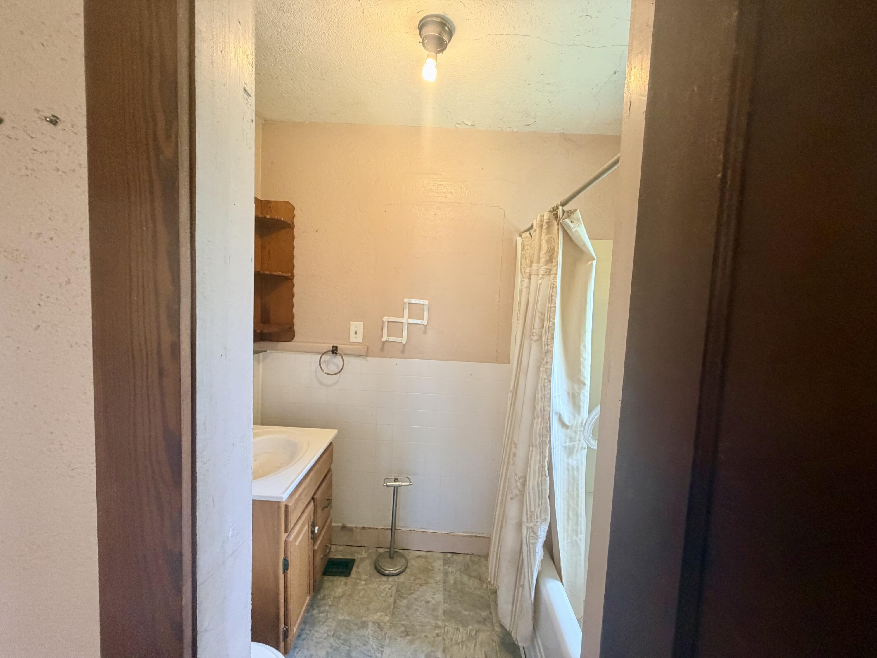 Photo 15 - Residential for sale – 204 S Macon Street  Jerico Springs, MO