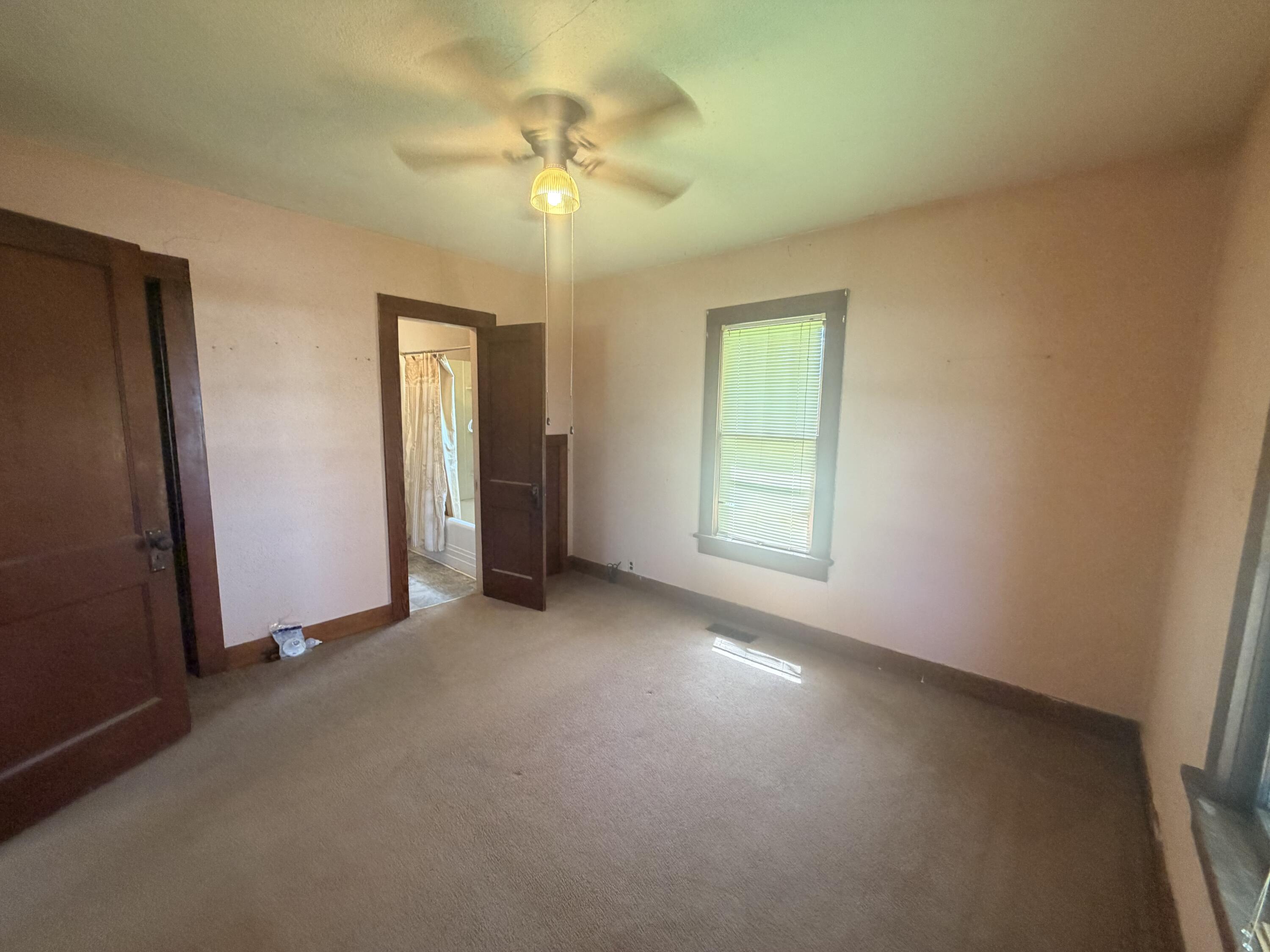 Photo 9 - Residential for sale – 204 S Macon Street  Jerico Springs, MO