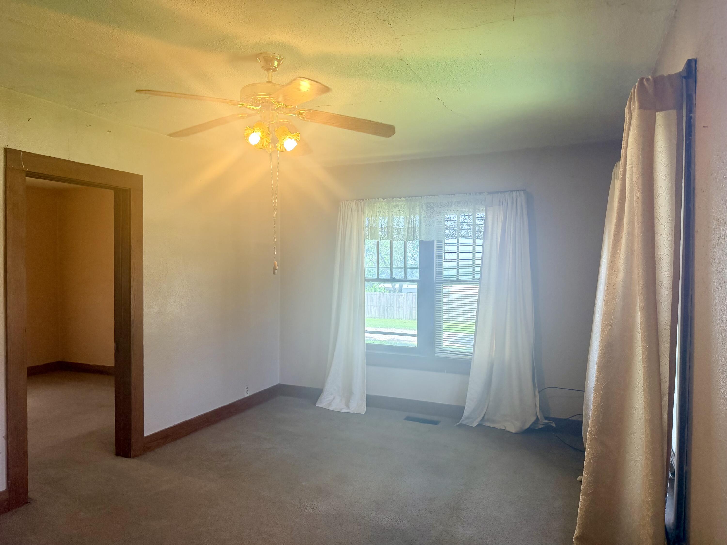 Photo 8 - Residential for sale – 204 S Macon Street  Jerico Springs, MO