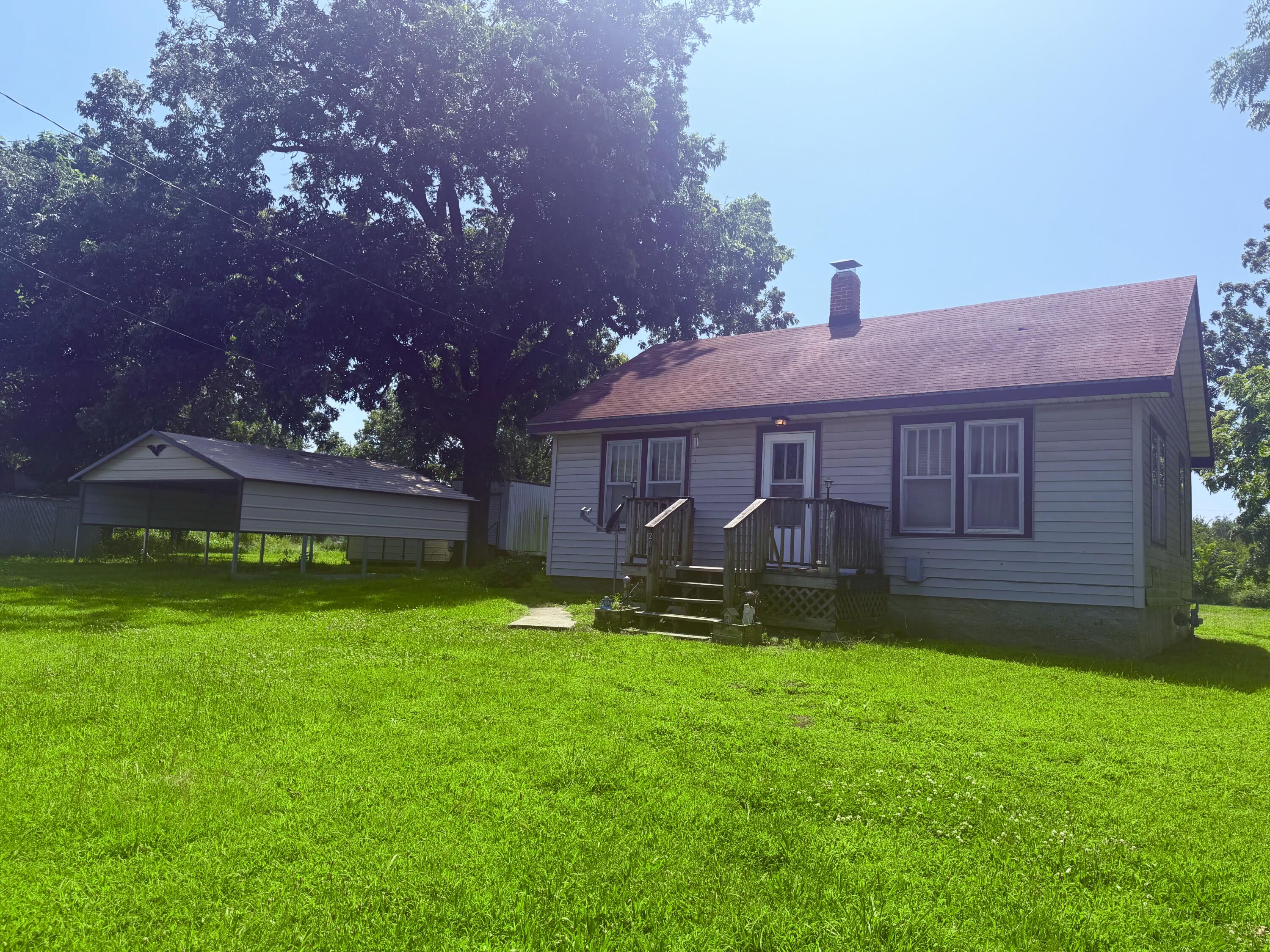 Photo 2 - Residential for sale – 204 S Macon Street  Jerico Springs, MO