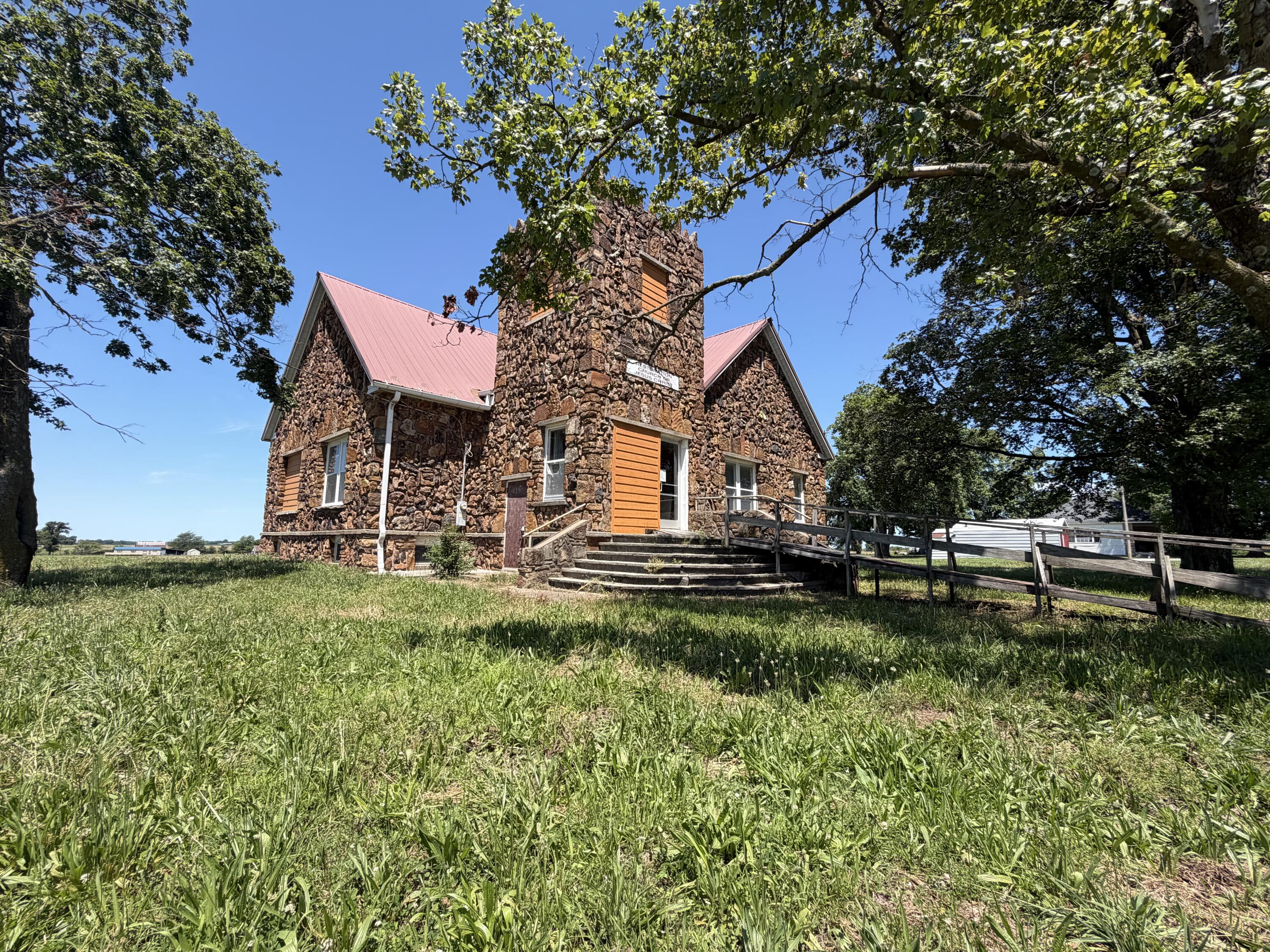 Commercial Sale for sale – 14025  State Highway 37   Golden City, MO