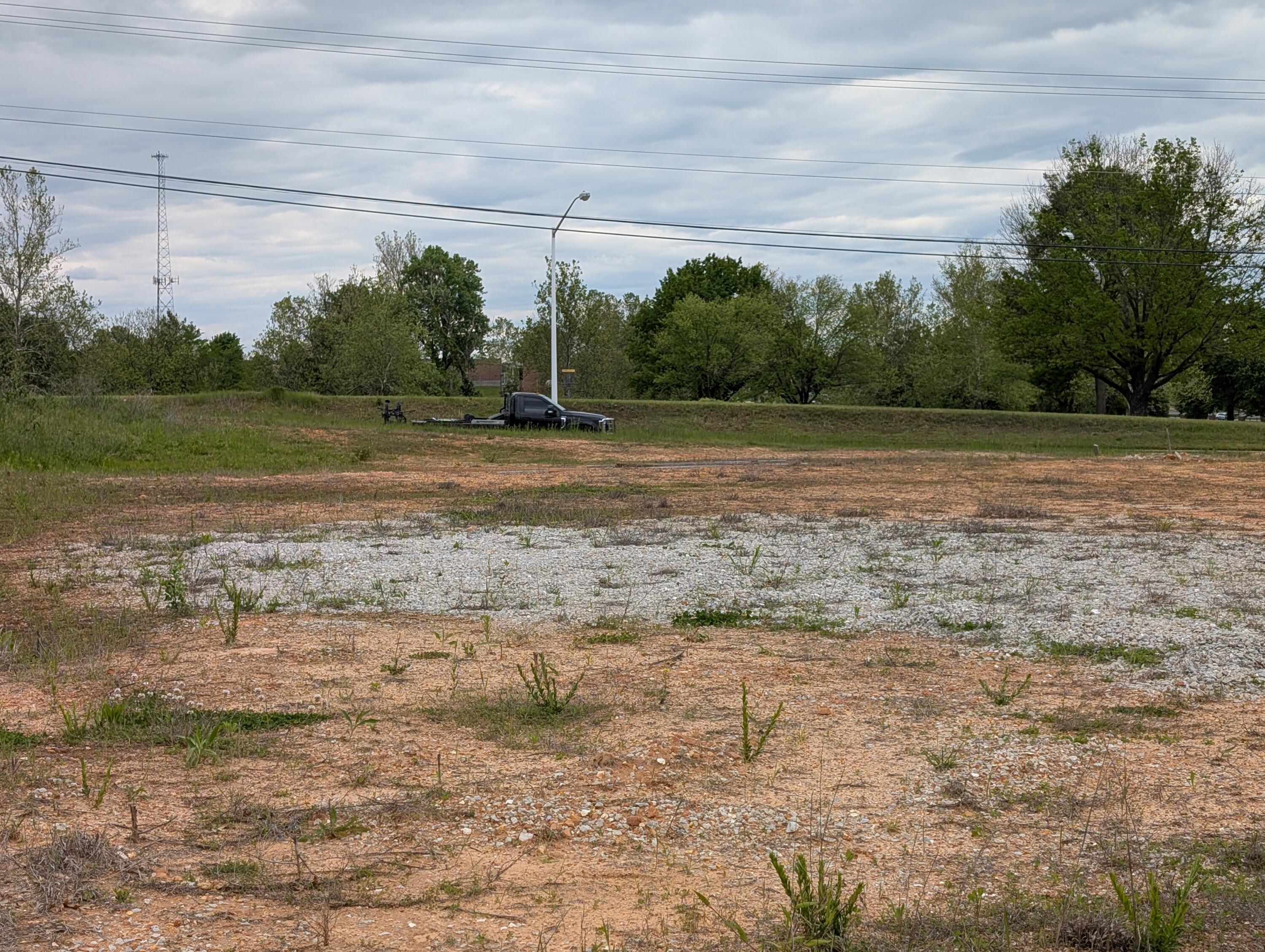 Photo 8 - Commercial Sale for sale – 640 E Aldrich Road  Bolivar, MO