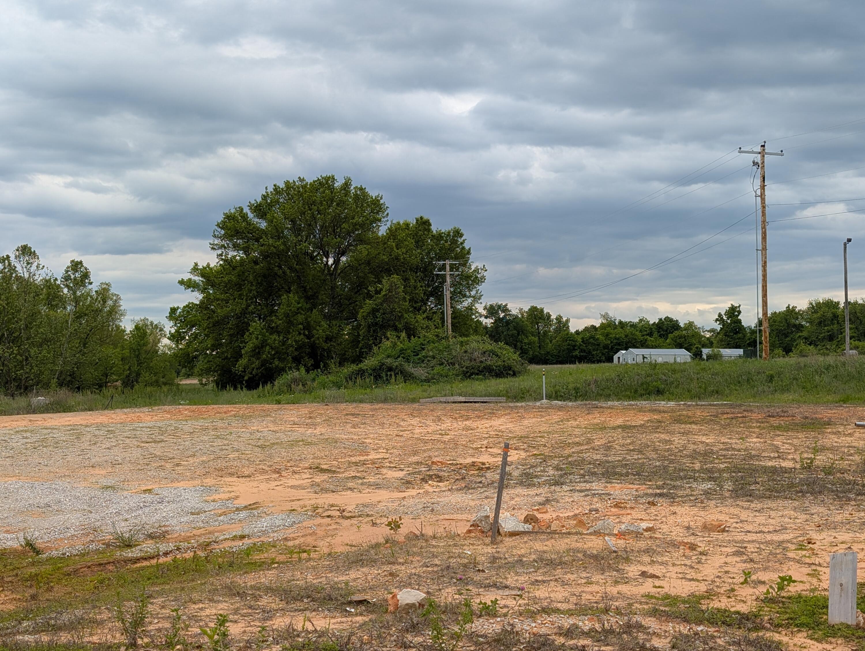 Photo 3 - Commercial Sale for sale – 640 E Aldrich Road  Bolivar, MO