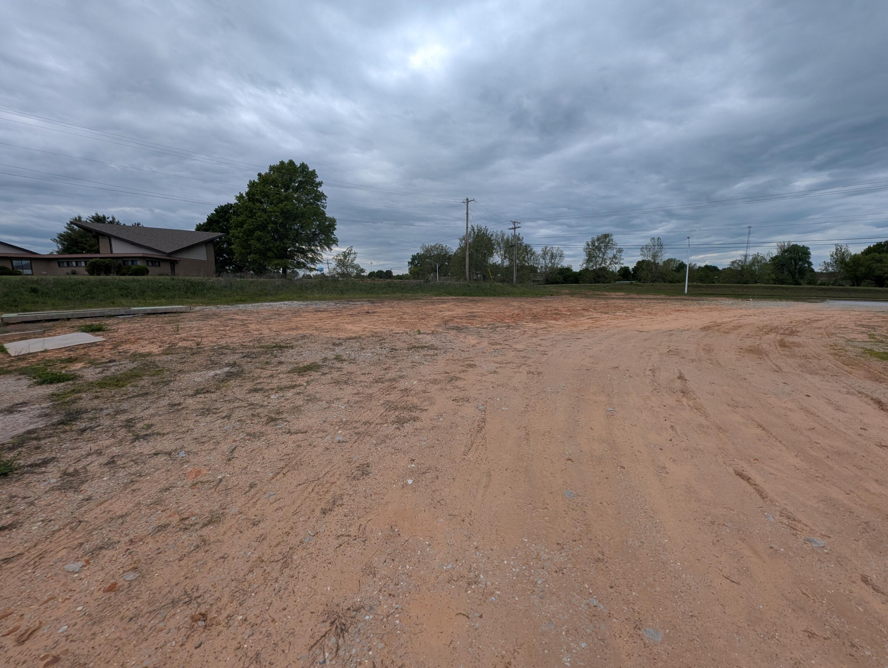 Photo 9 - Commercial Sale for sale – 640 E Aldrich Road  Bolivar, MO
