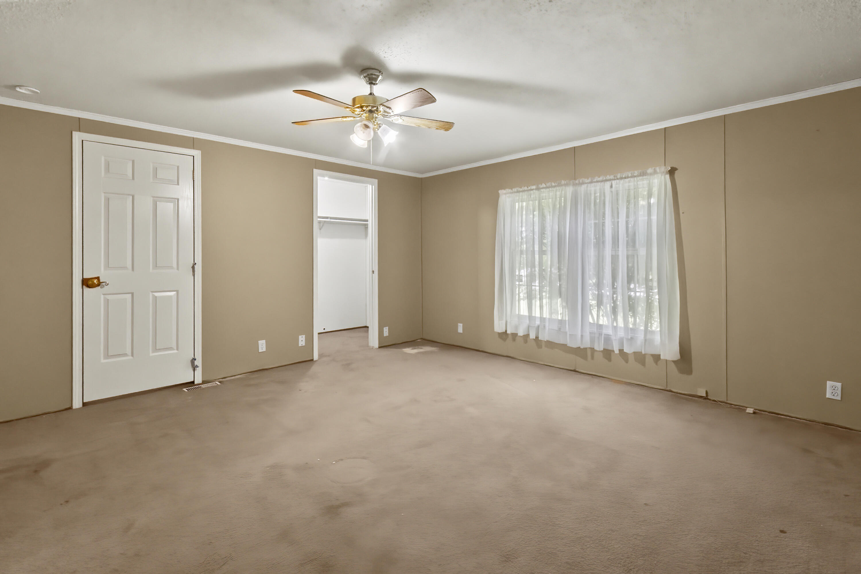 Photo 18 - Residential for sale – 2042  Longview Road  Merriam Woods, MO