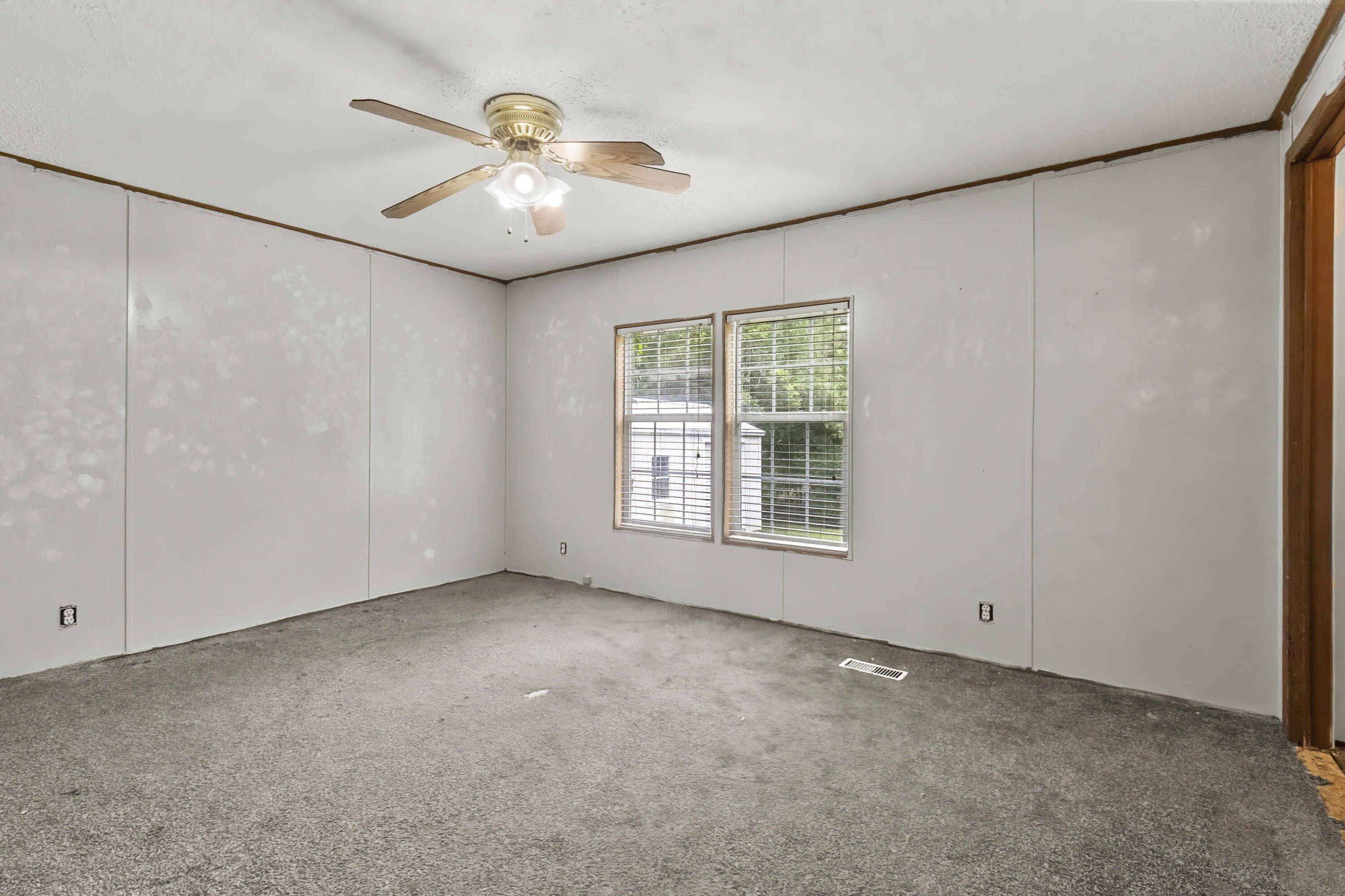 Photo 28 - Residential for sale – 2042  Longview Road  Merriam Woods, MO