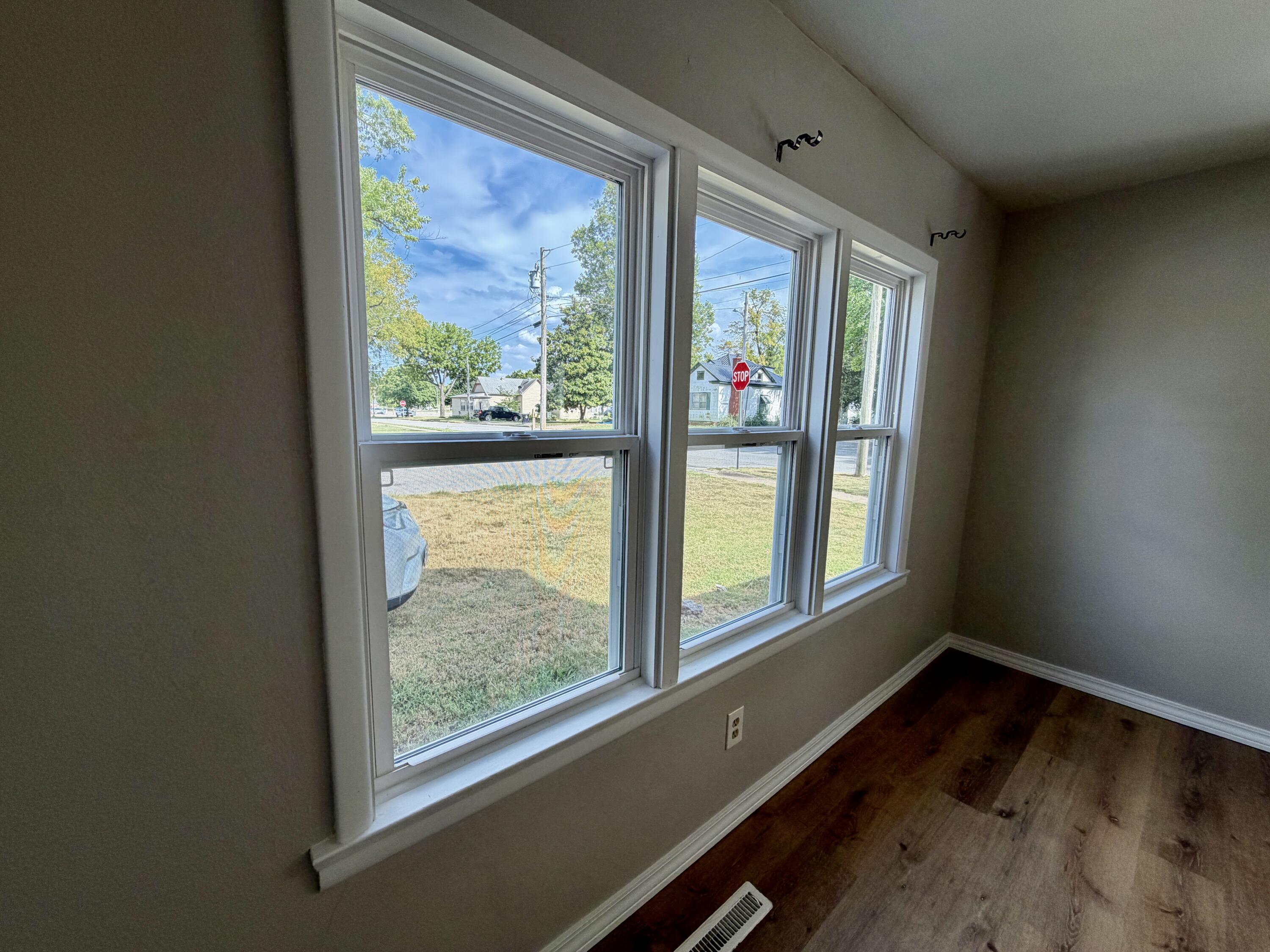 Photo 8 - Residential for sale – 1001 W Cass Avenue  West Plains, MO