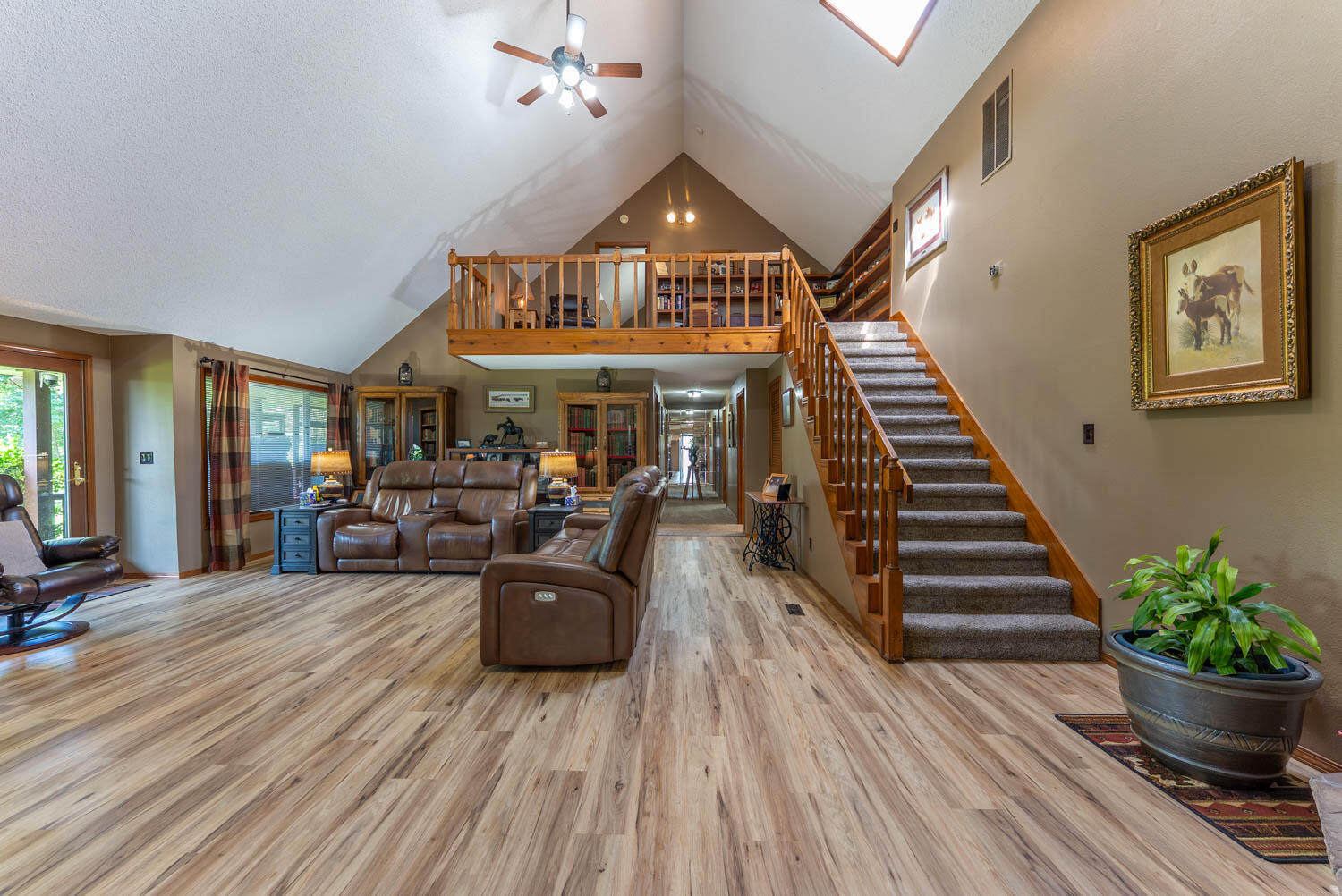 Photo 4 - Farm for sale – 506  Hansen Lane  Gainesville, MO