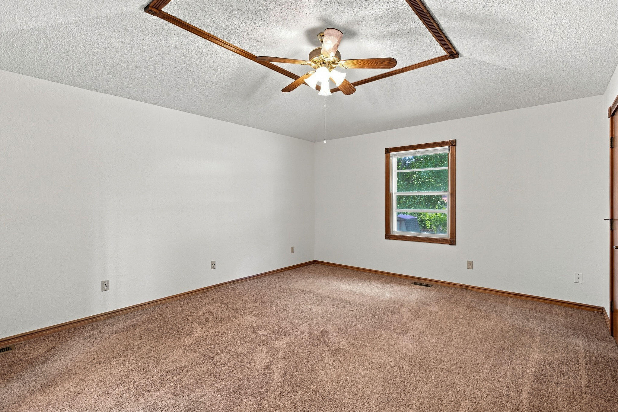 Photo 16 - Residential for sale – 4009 S Cutler Court  Springfield, MO