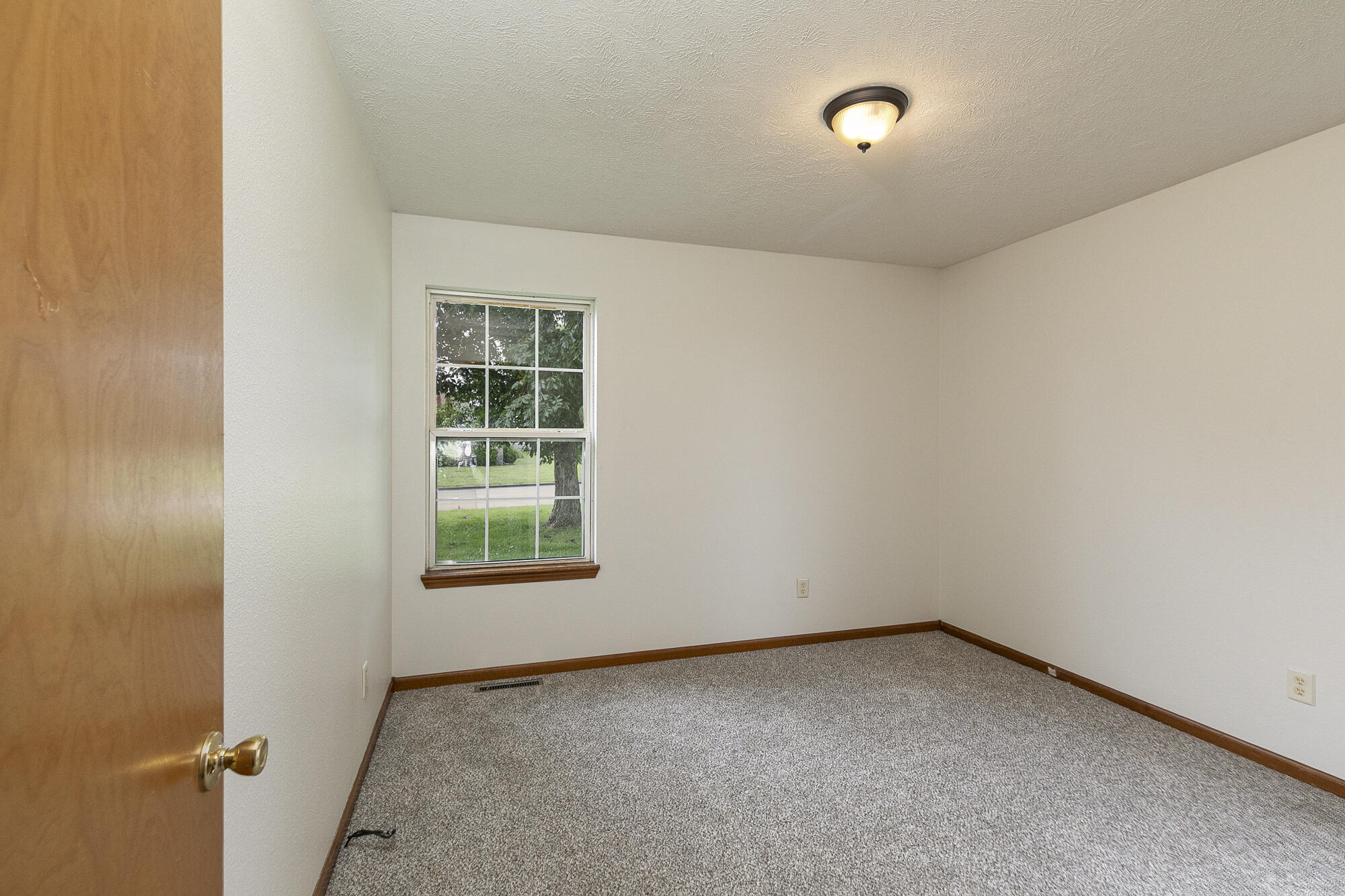 Photo 17 - Residential for sale – 2790 S Grant Avenue  Bolivar, MO