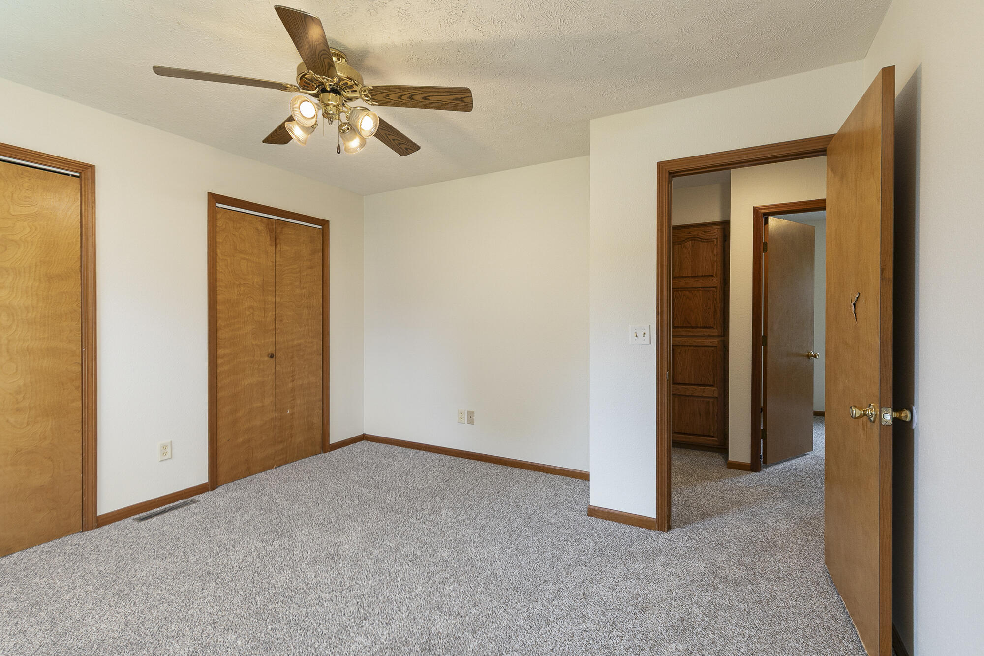 Photo 15 - Residential for sale – 2790 S Grant Avenue  Bolivar, MO