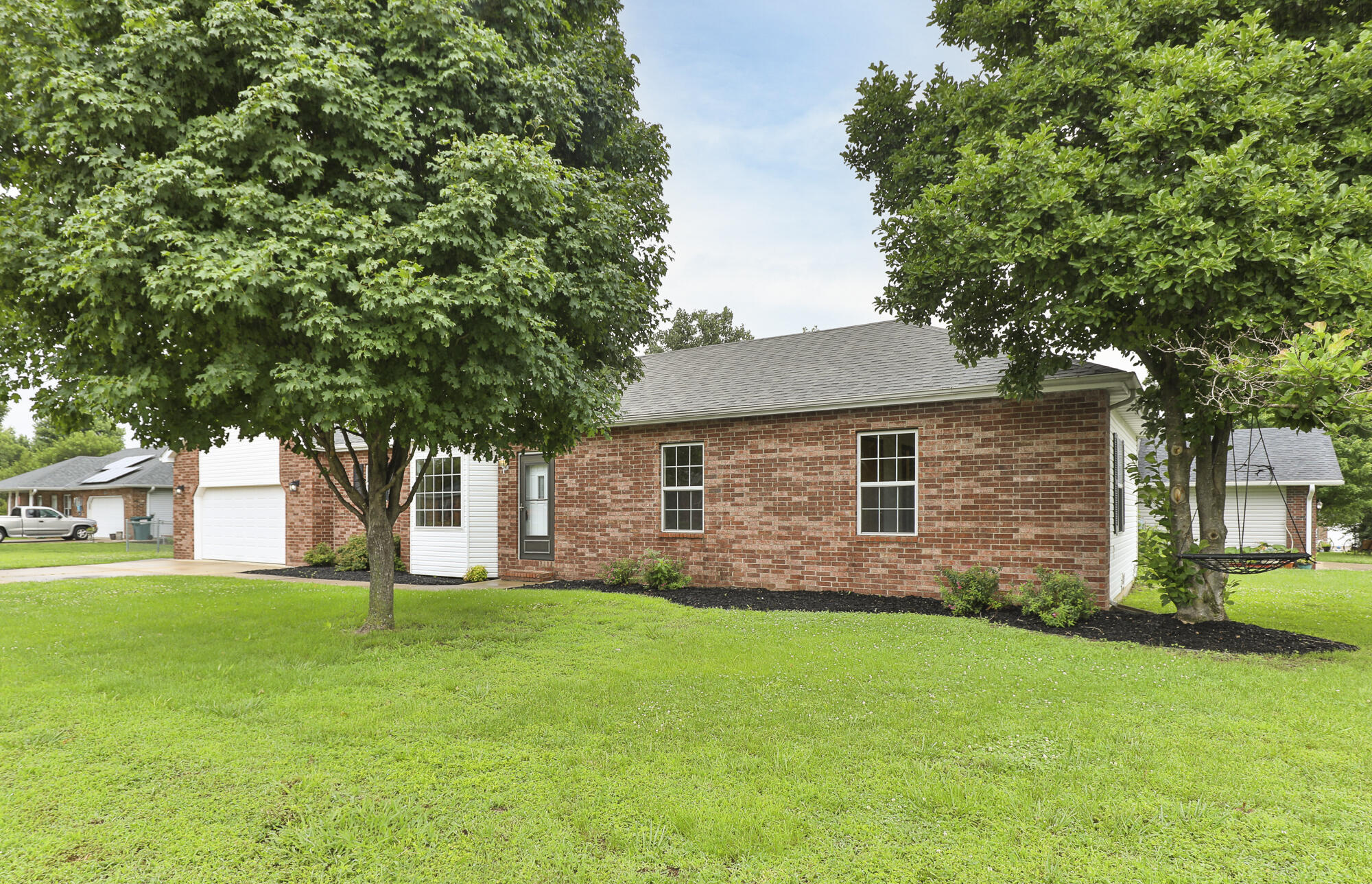Photo 2 - Residential for sale – 2790 S Grant Avenue  Bolivar, MO