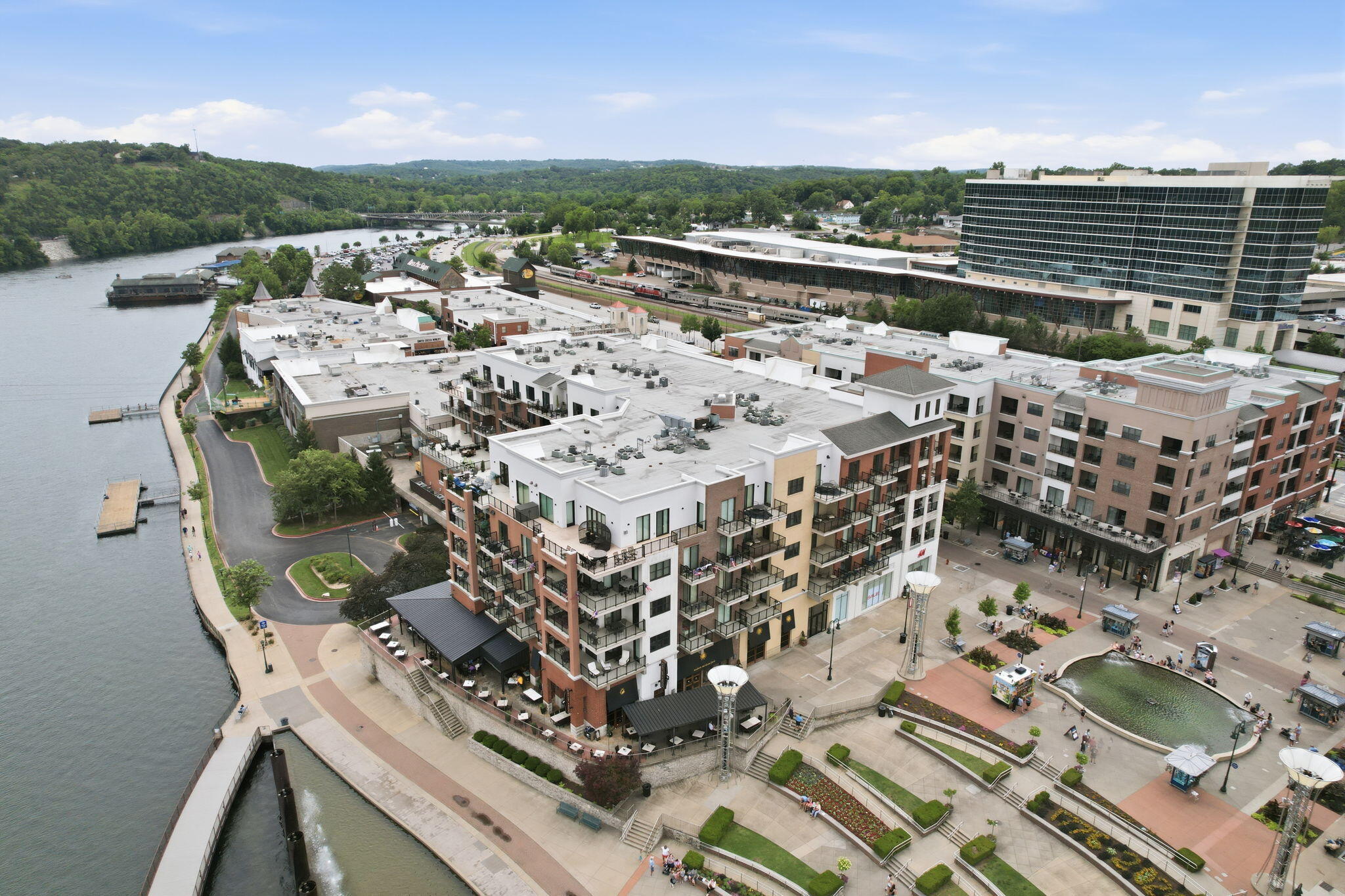 Photo 37 - Residential for sale – 10512  Branson Landing Boulevard  Branson, MO