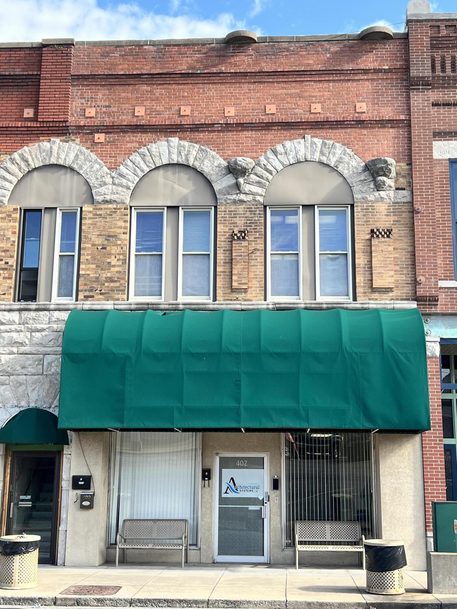 Commercial Sale for sale – 402 E Broadway   Monett, MO